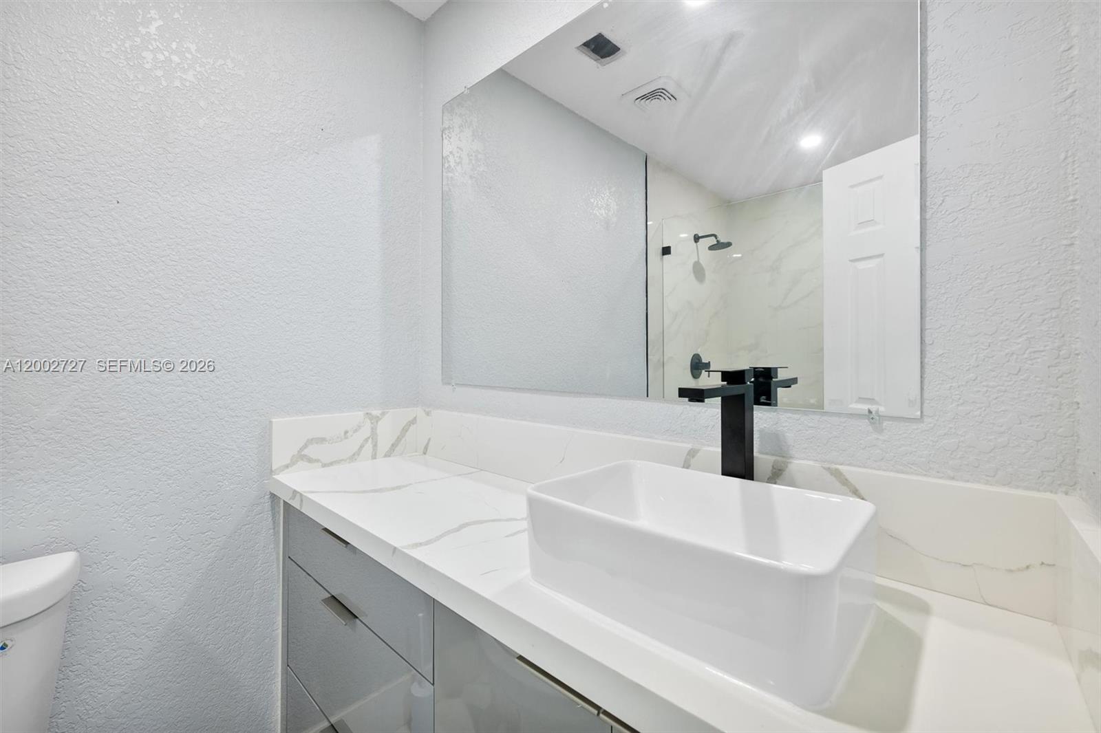 14760 S Spur Dr Property Photo 19