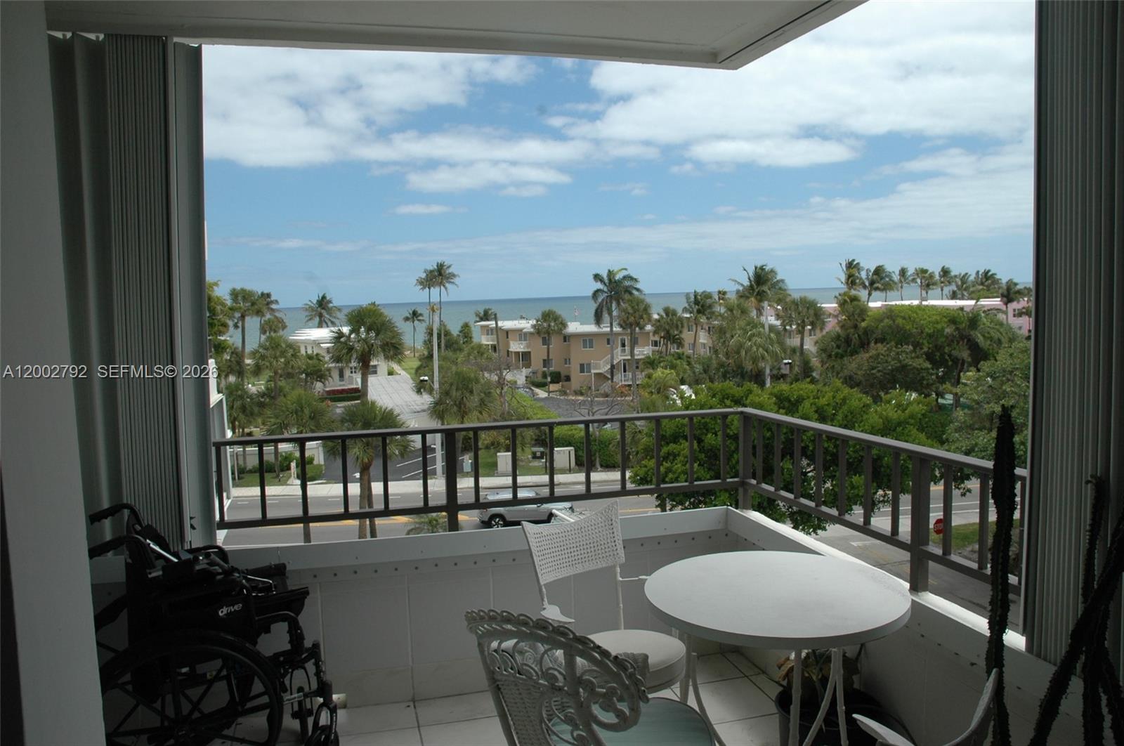 1401 S Ocean Blvd 408 Property Photo 4