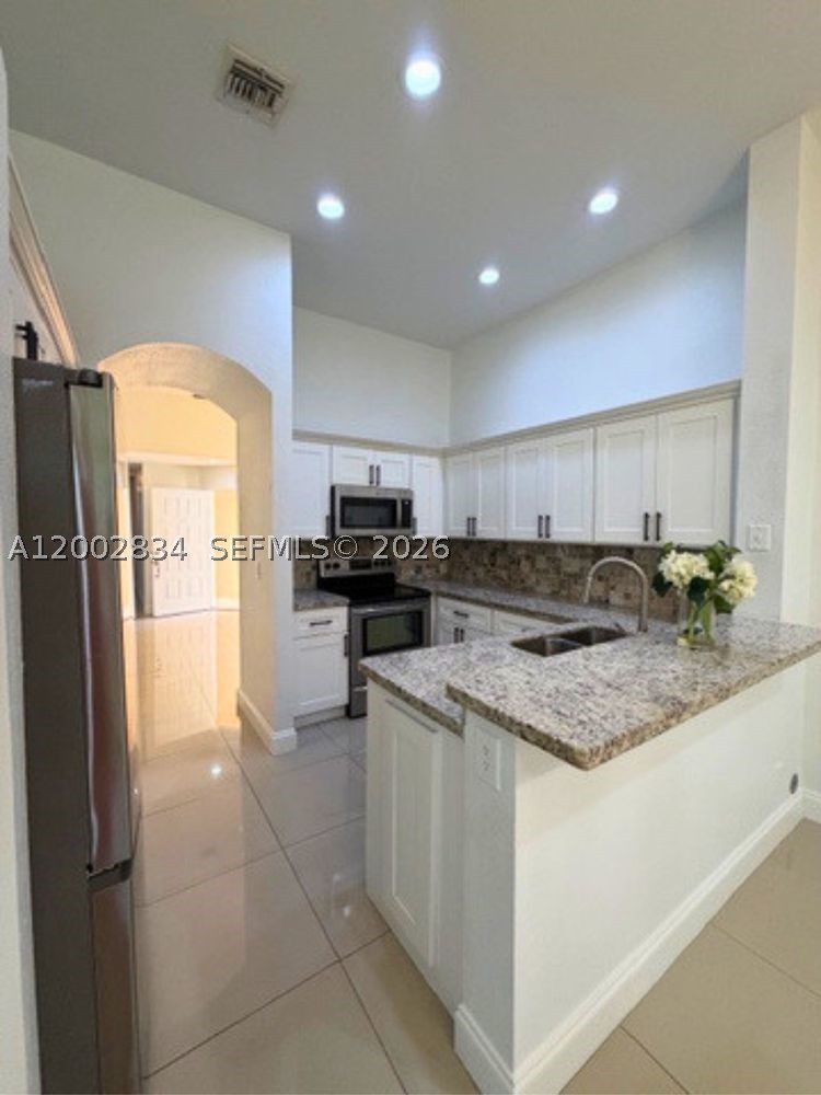 11459 Lakeview Dr 7a Property Photo 6