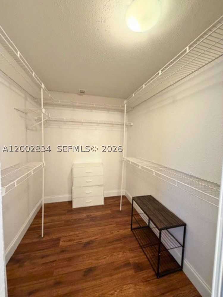 11459 Lakeview Dr 7a Property Photo 13