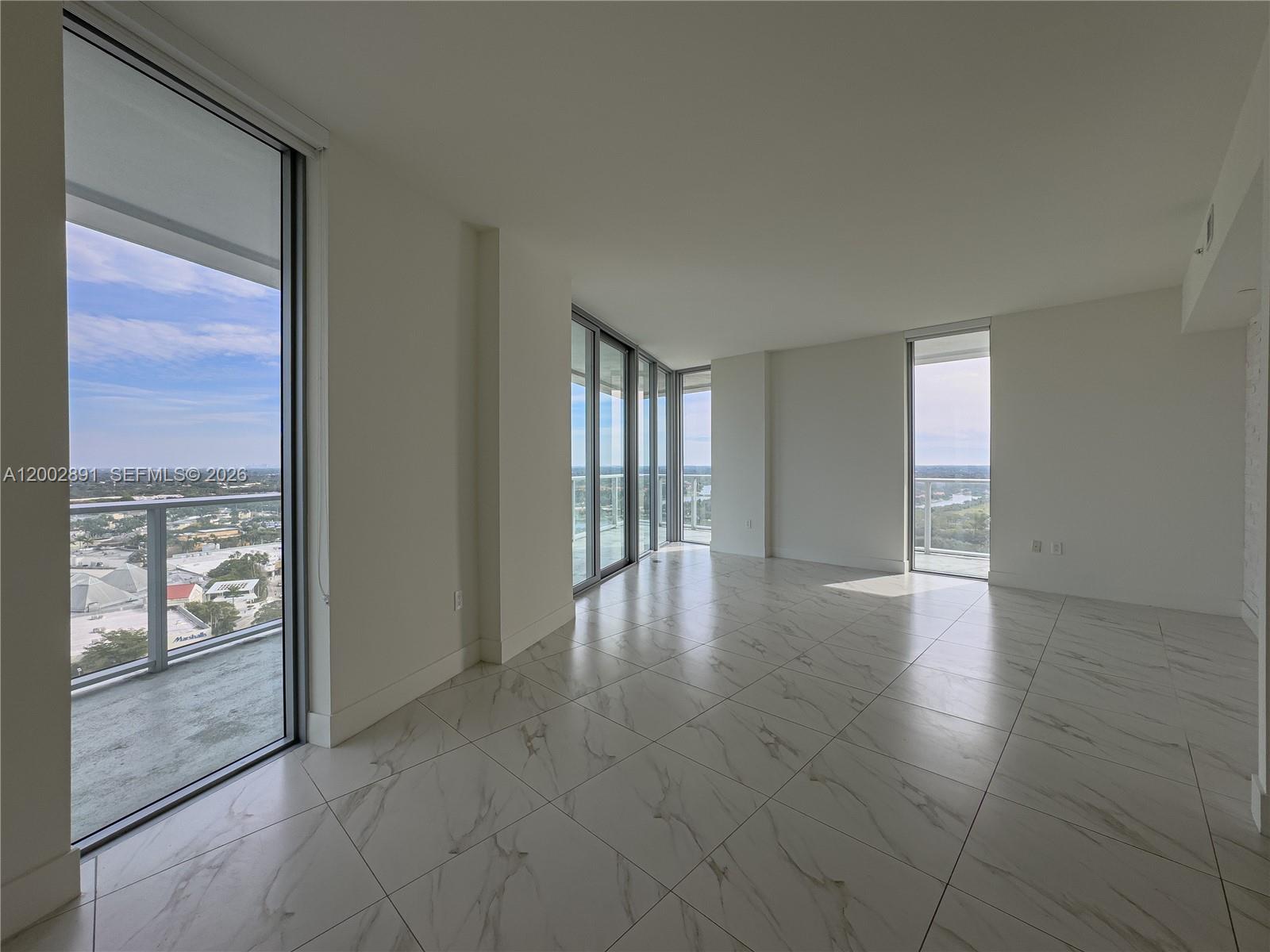 2000 Metropica Way 2009 Property Photo 4