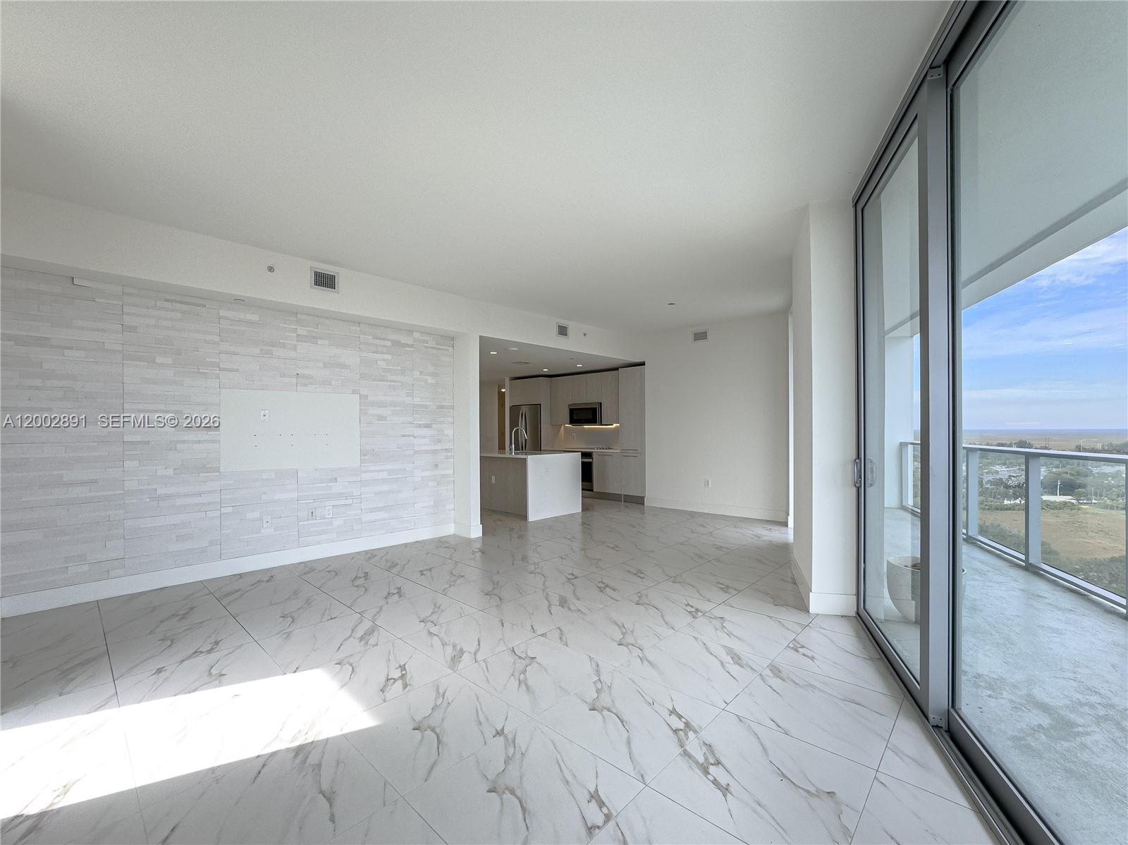 2000 Metropica Way 2009 Property Photo 10