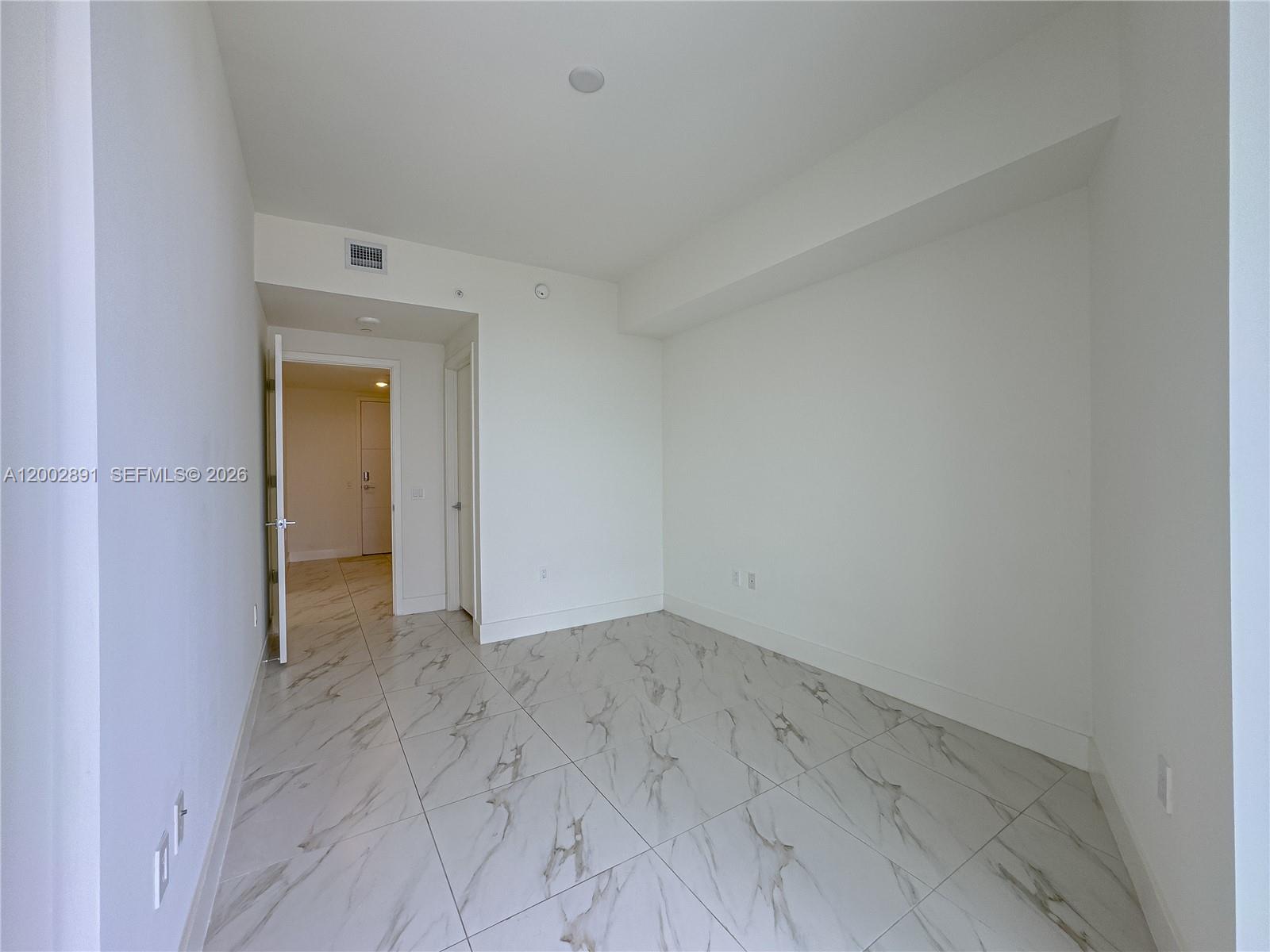 2000 Metropica Way 2009 Property Photo 22