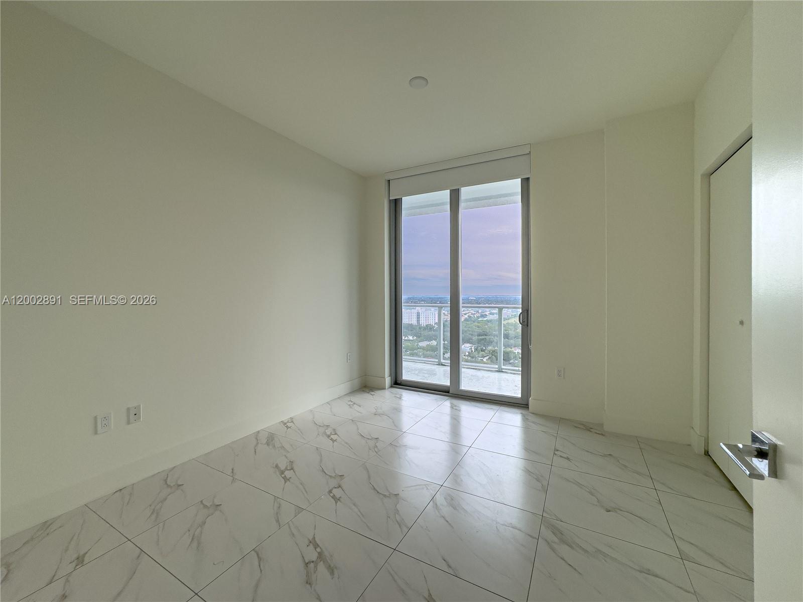2000 Metropica Way 2009 Property Photo 26