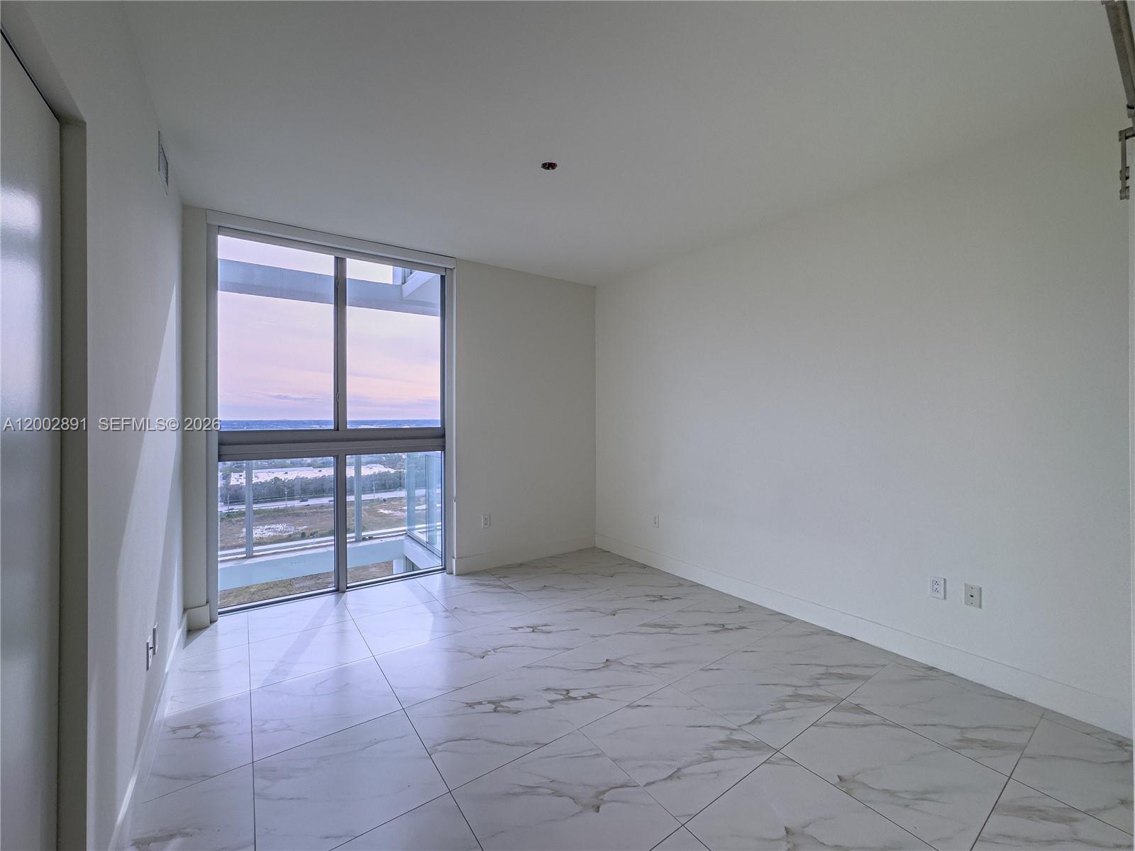 2000 Metropica Way 2009 Property Photo 30