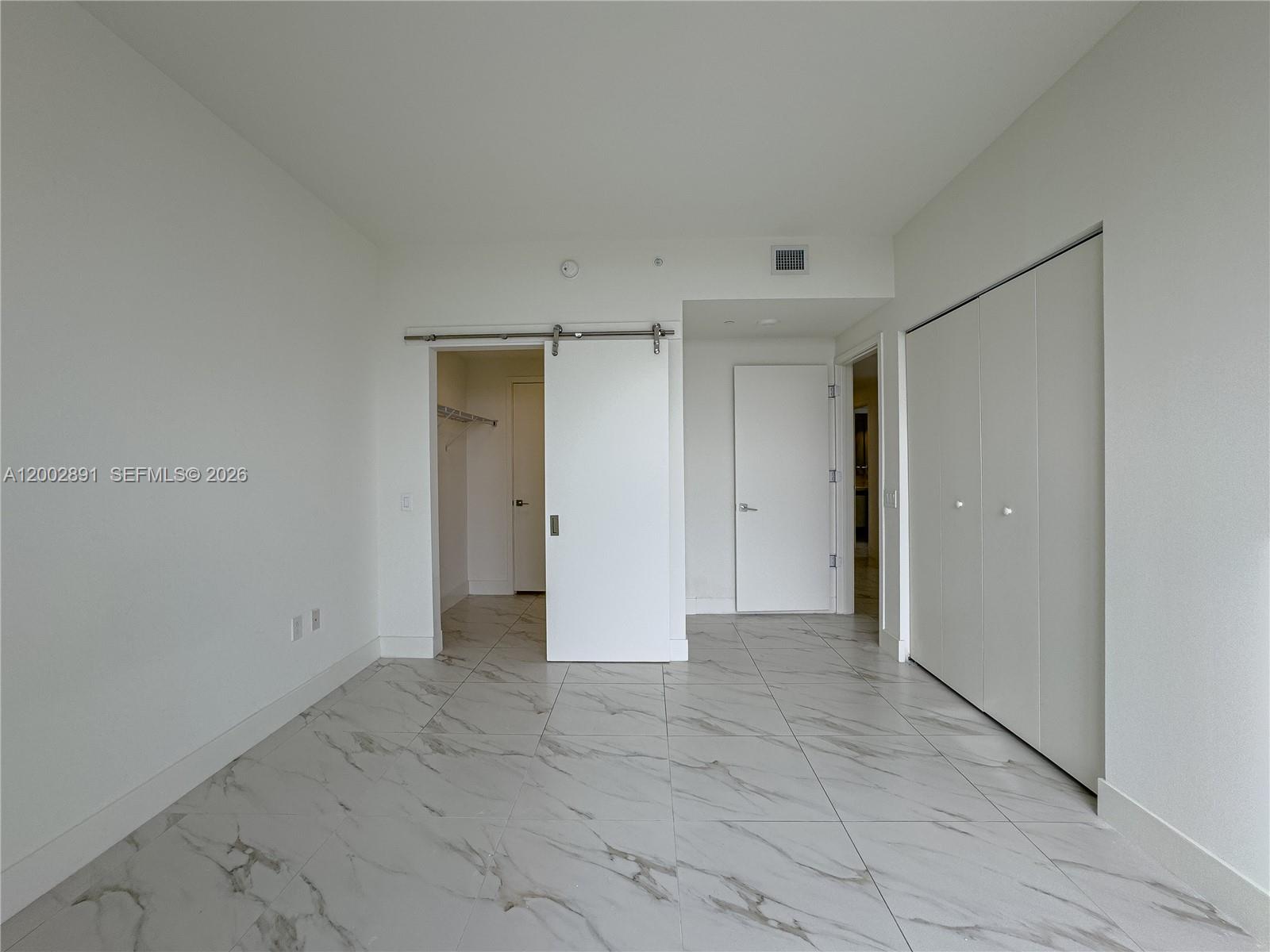 2000 Metropica Way 2009 Property Photo 33