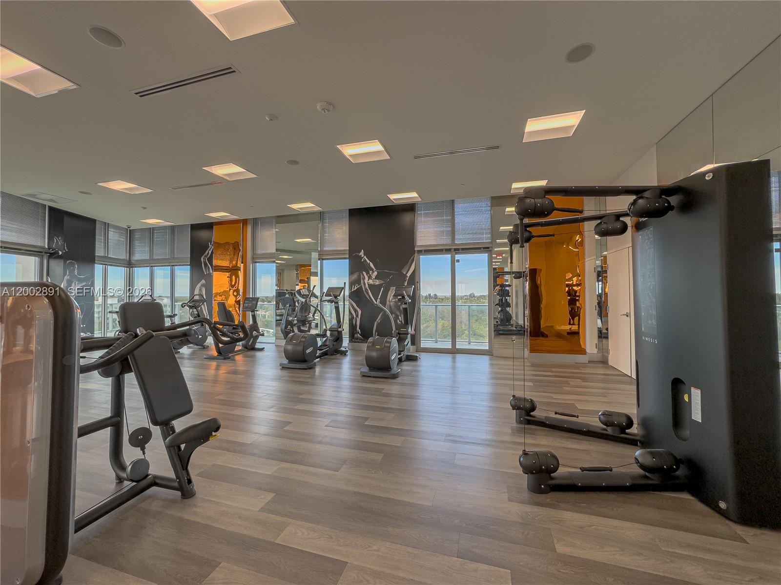2000 Metropica Way 2009 Property Photo 48