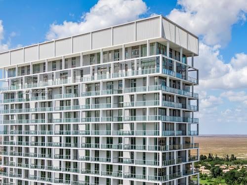 2000 Metropica Way 2009 Property Photo 58