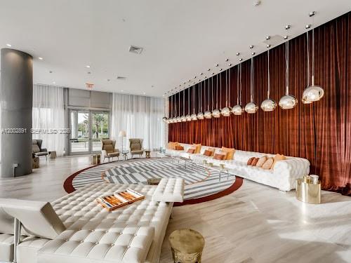2000 Metropica Way 2009 Property Photo 64