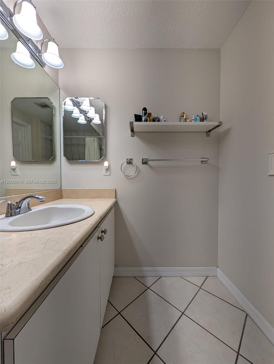 3500 Coral Way 505 Property Photo 14