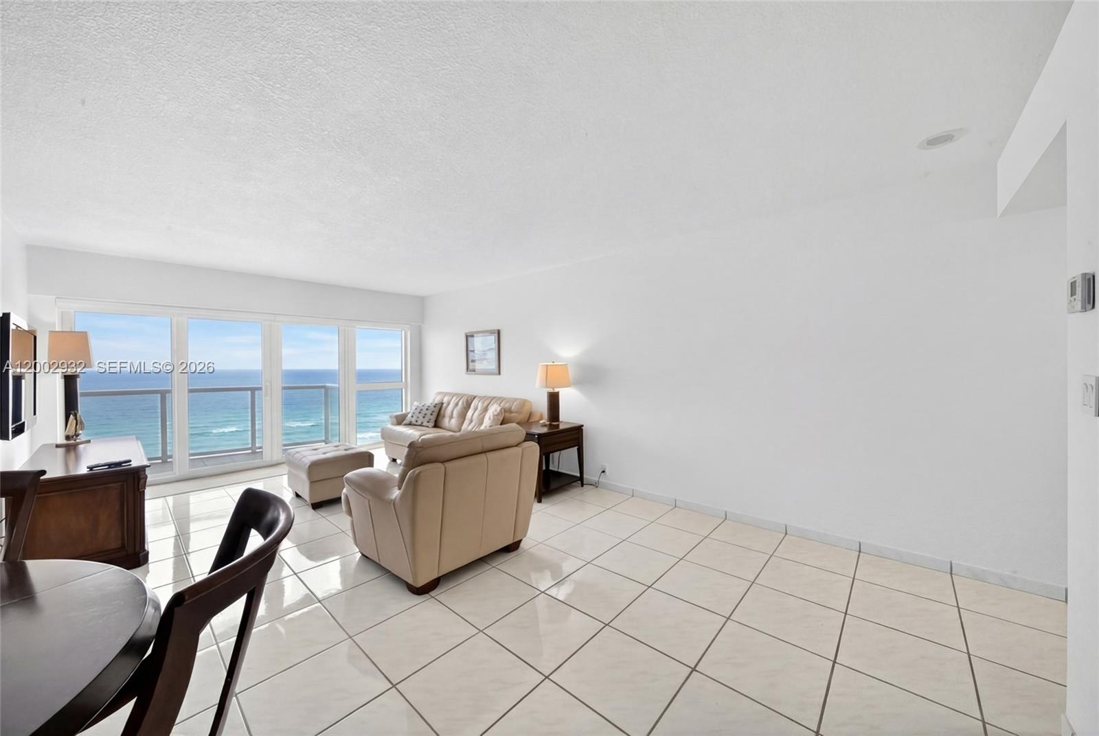 6767 Collins Ave 1609 Property Photo 4