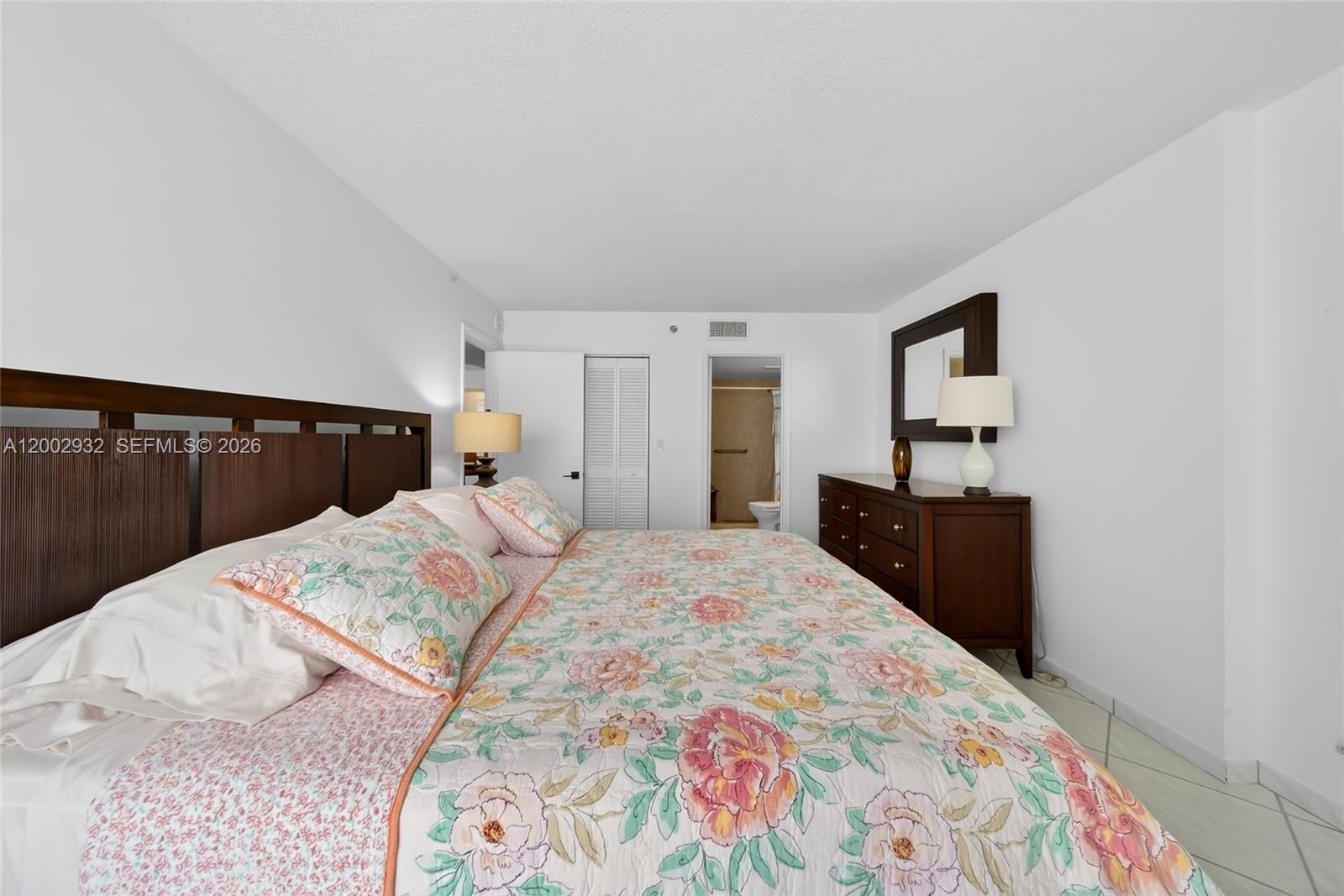 6767 Collins Ave 1609 Property Photo 12