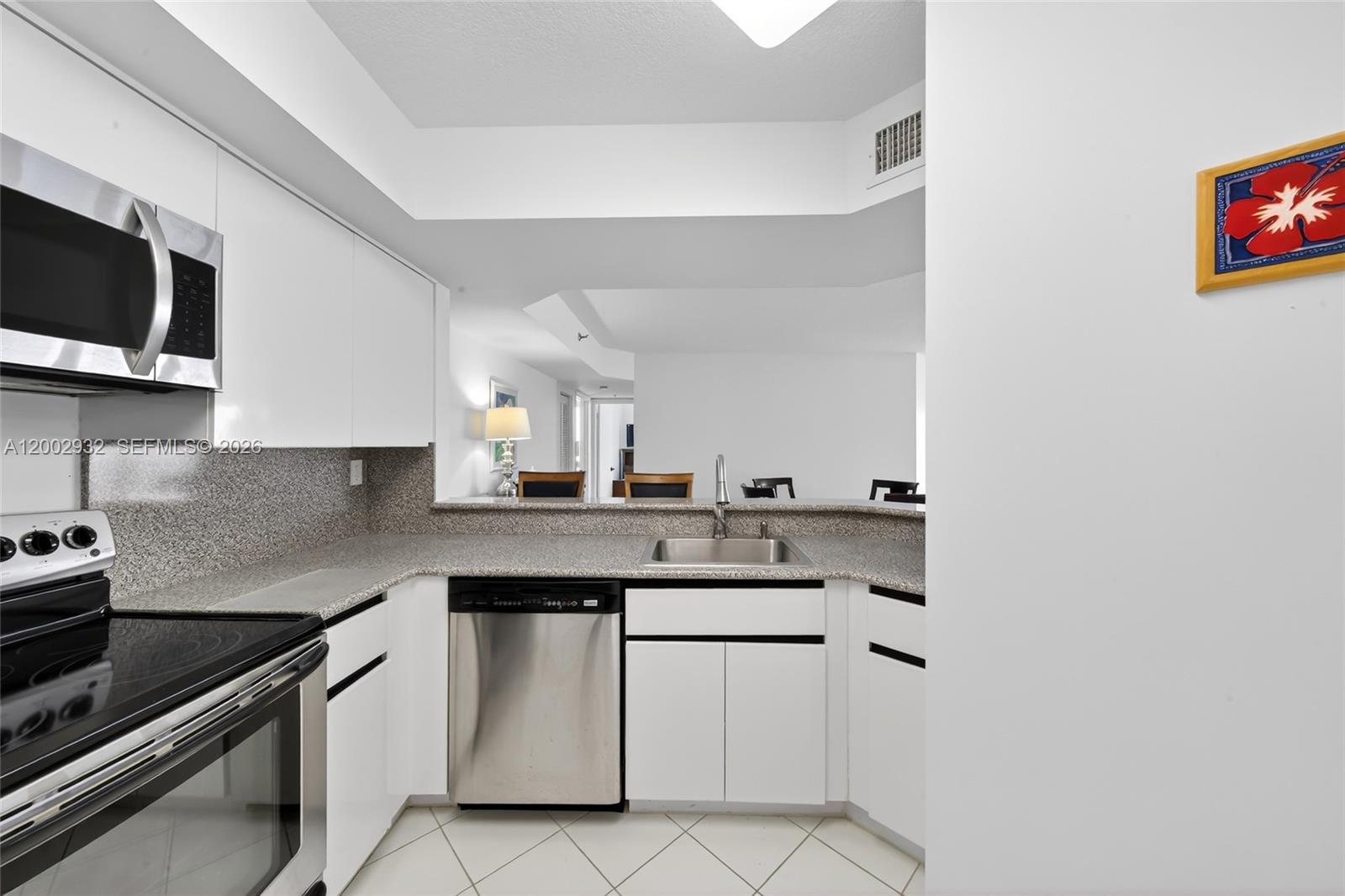 6767 Collins Ave 1609 Property Photo 16
