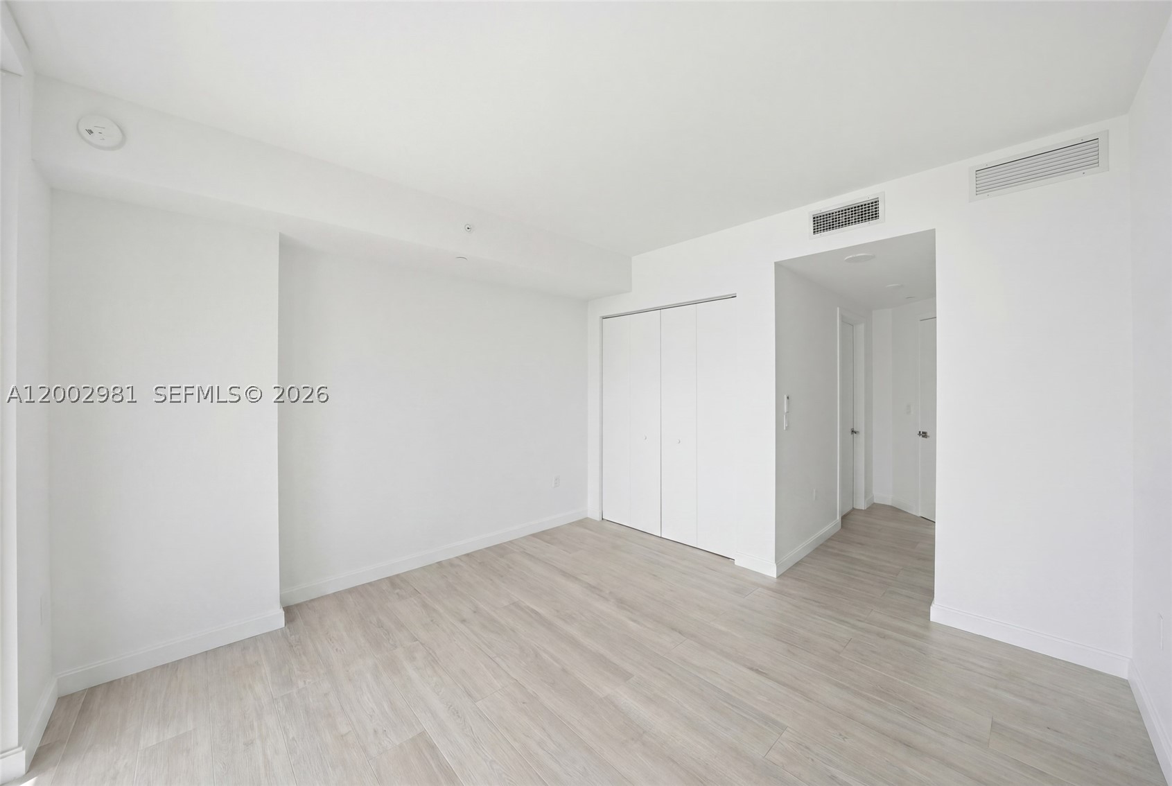 55 Sw 9th St 3106 Property Photo 35