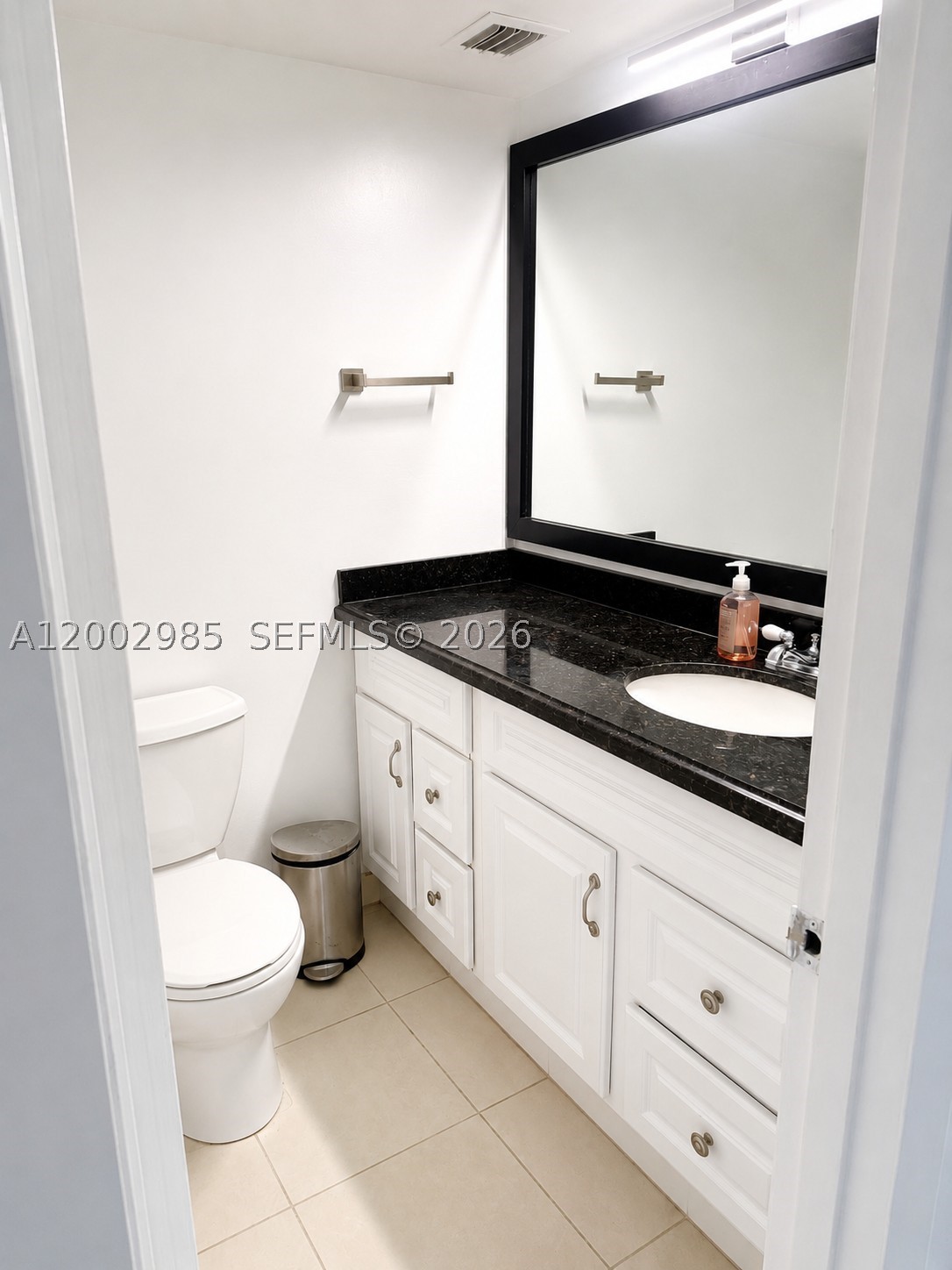 9500 W Bay Harbor Dr 2g Property Photo 7
