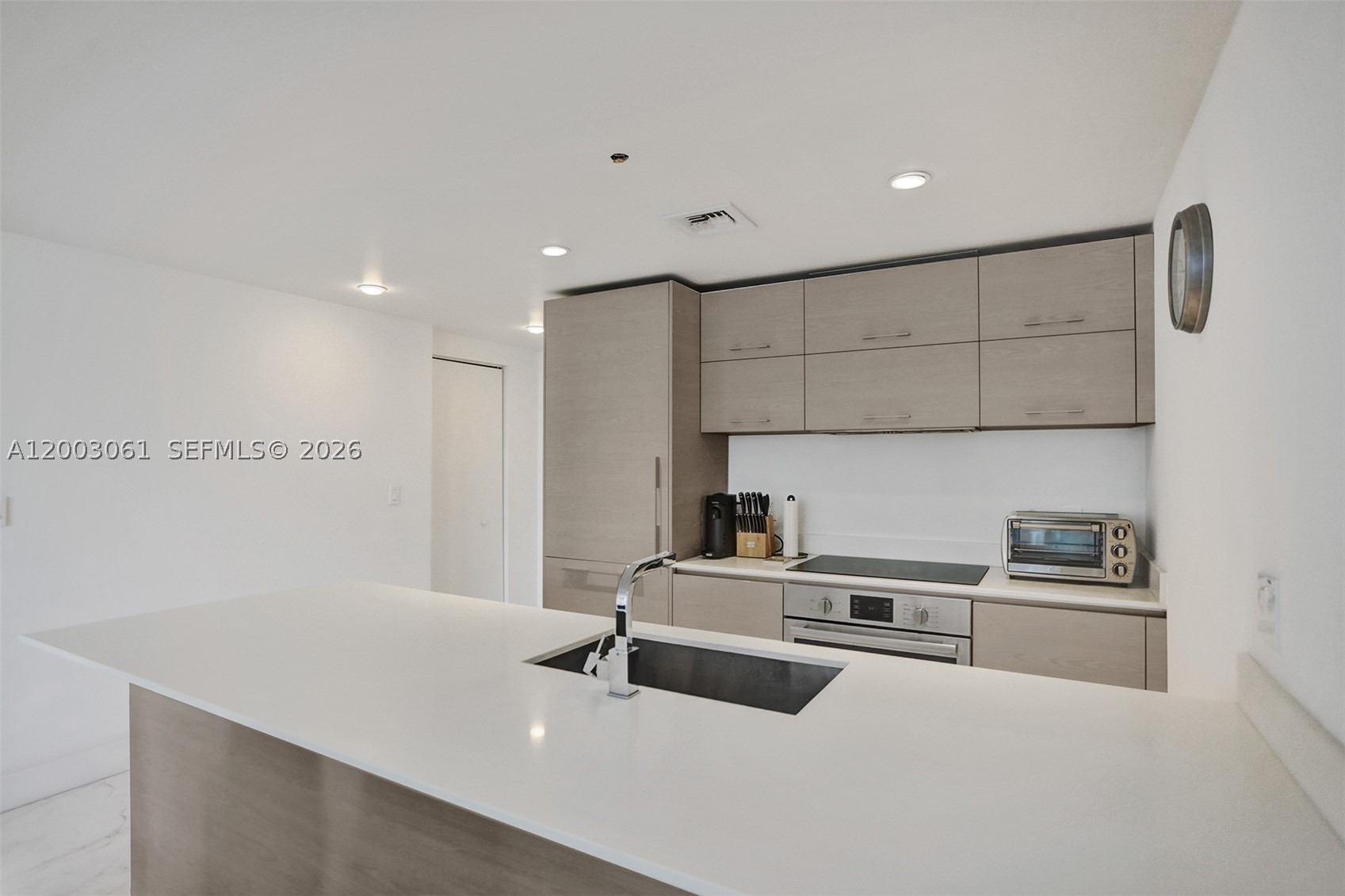 1300 S Miami Ave 3111 Property Photo 17