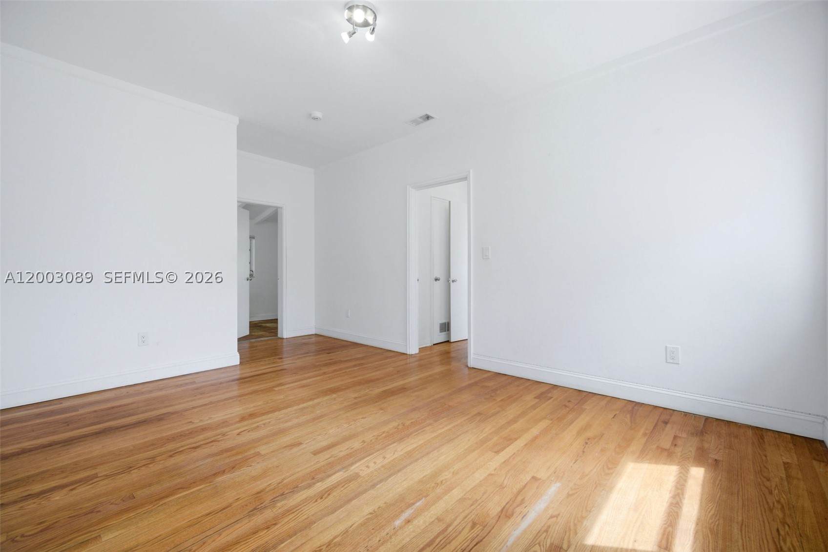 2300 S Miami Ave Property Photo 37