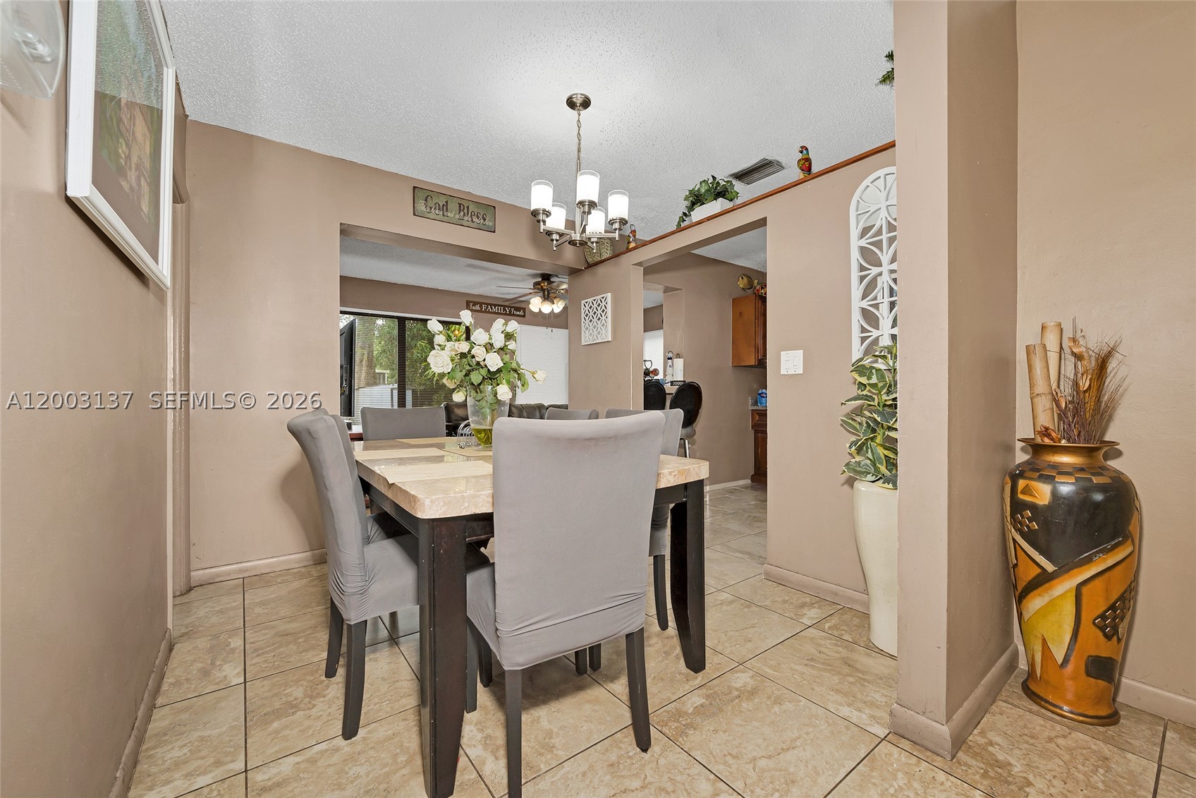 2630 Everglades Dr Property Photo 11