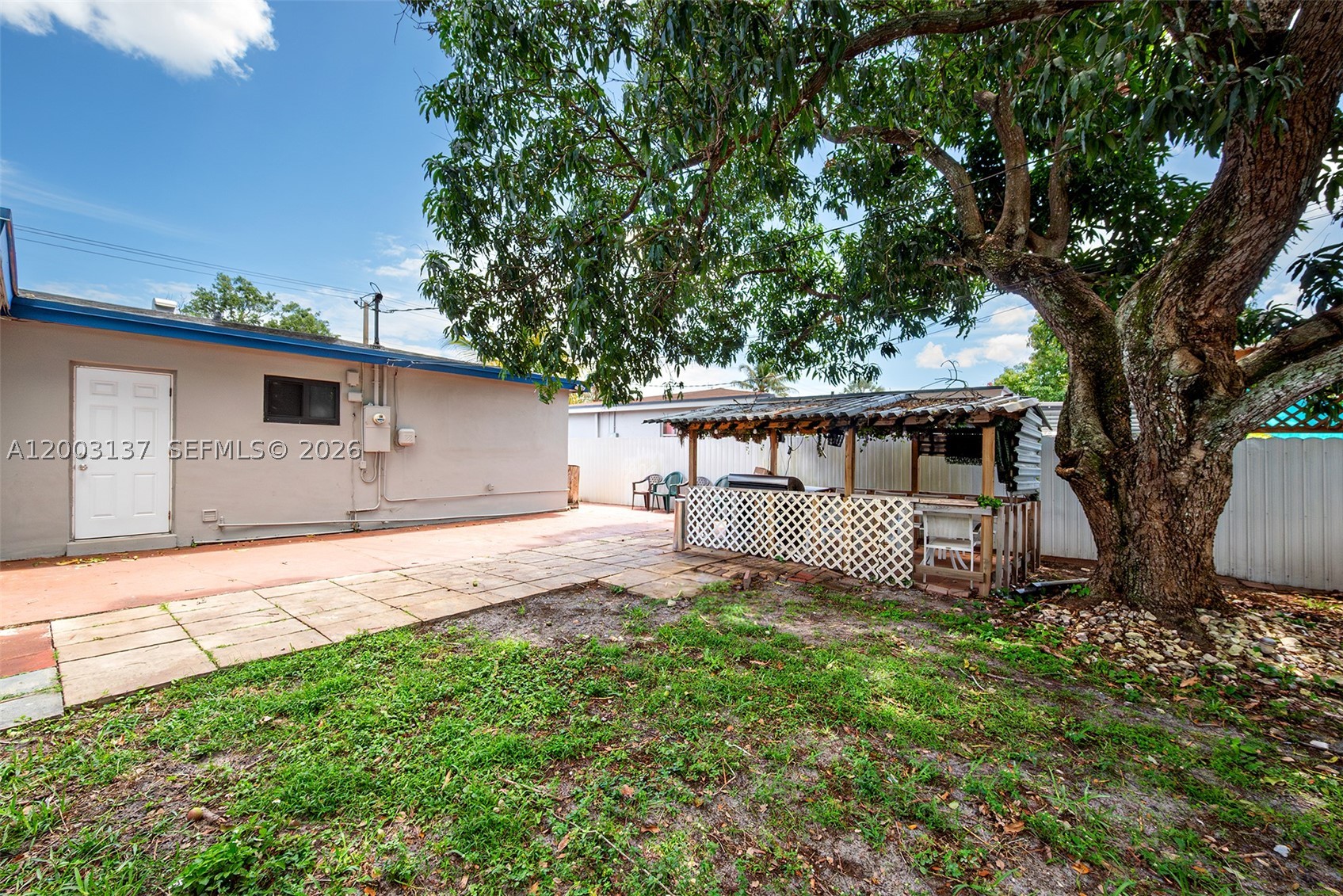 2630 Everglades Dr Property Photo 27