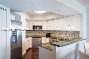 1900 Sunset Harbour Dr 1012 Property Photo 6