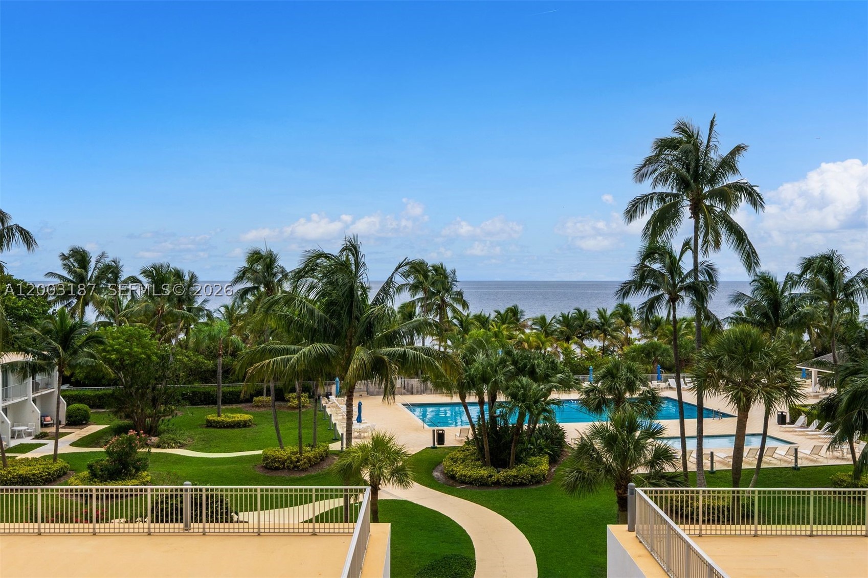 881 Ocean Dr 3E Property Photo 1