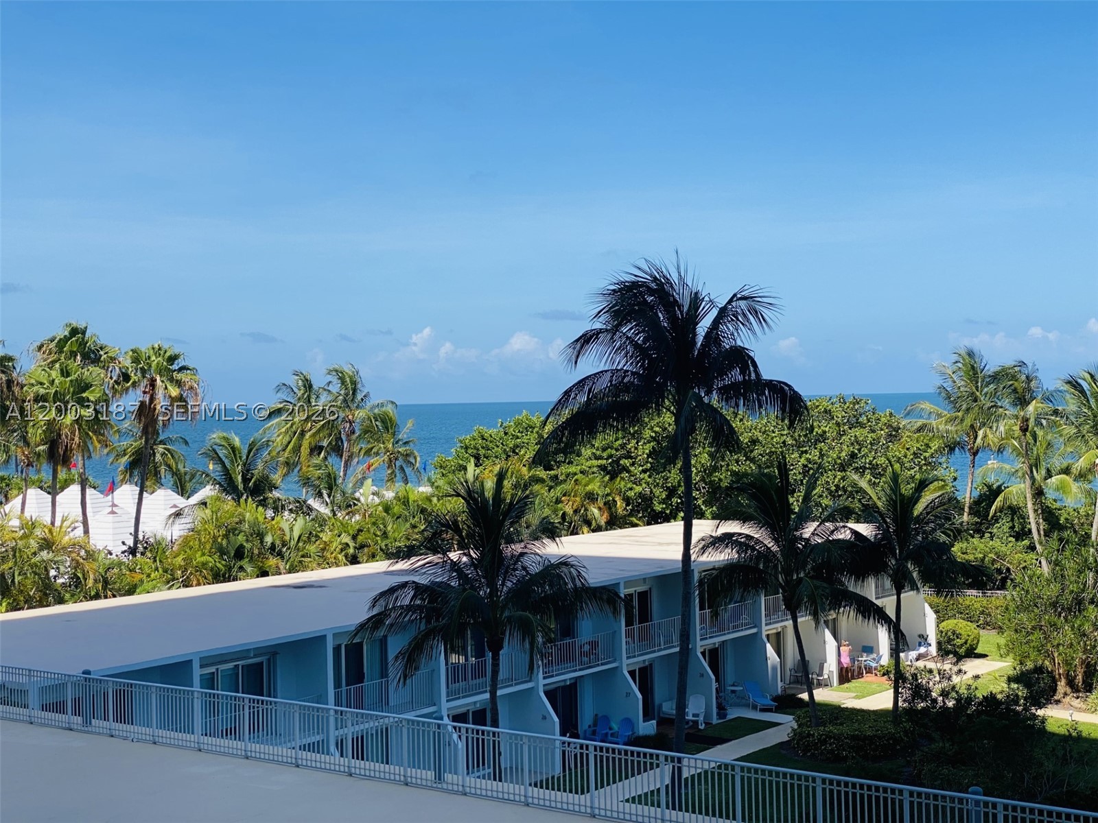 881 Ocean Dr 3e Property Photo 6