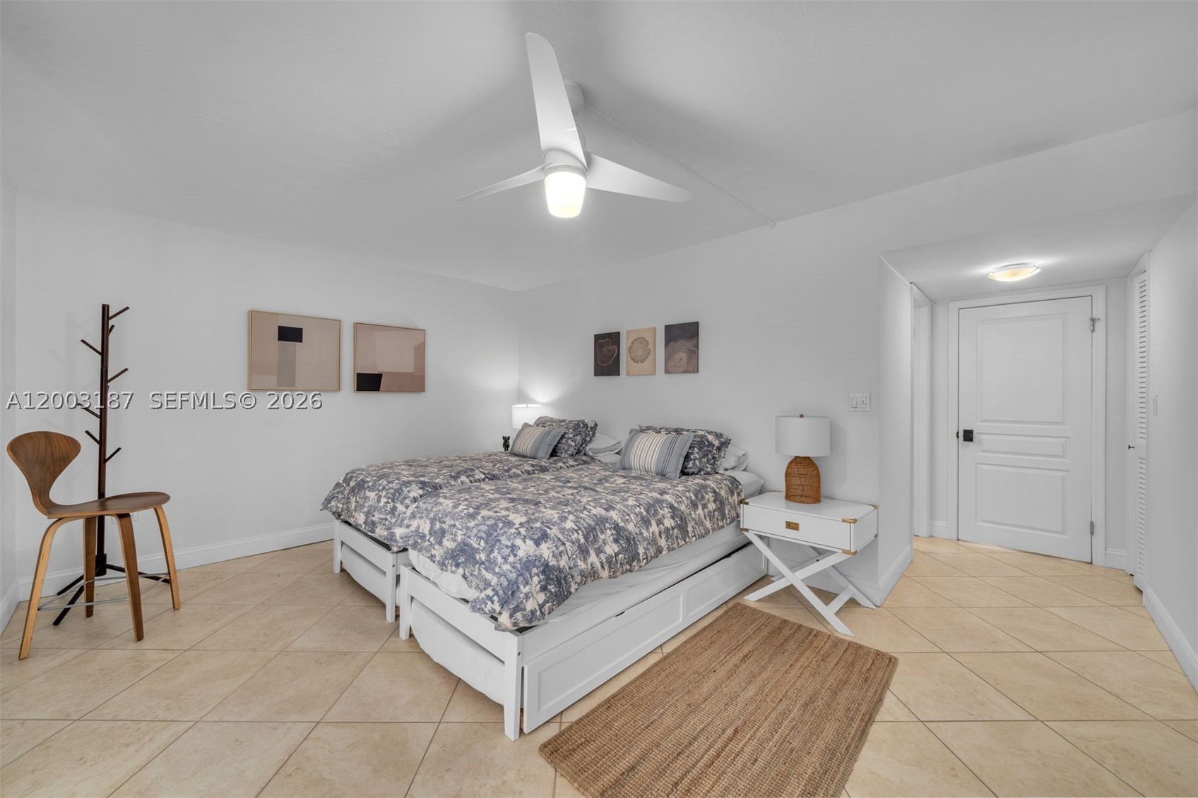 881 Ocean Dr 3e Property Photo 25