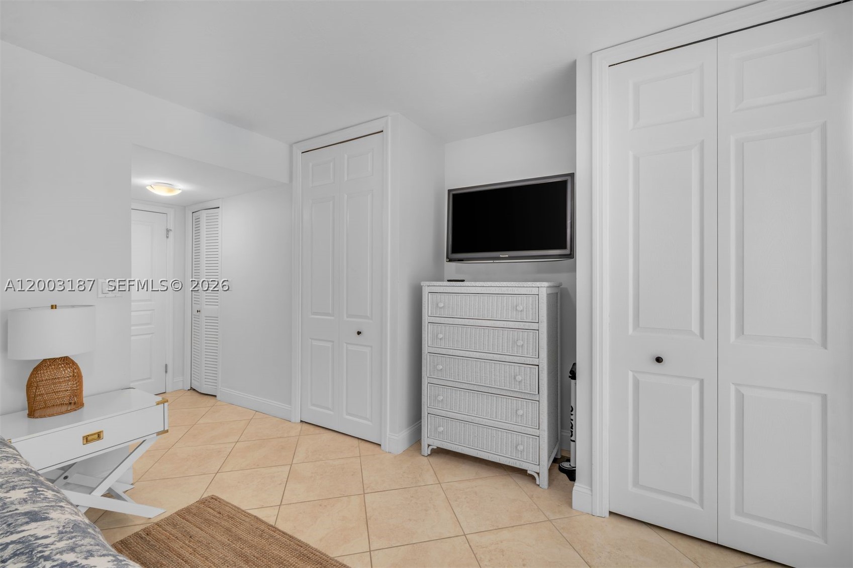 881 Ocean Dr 3e Property Photo 27