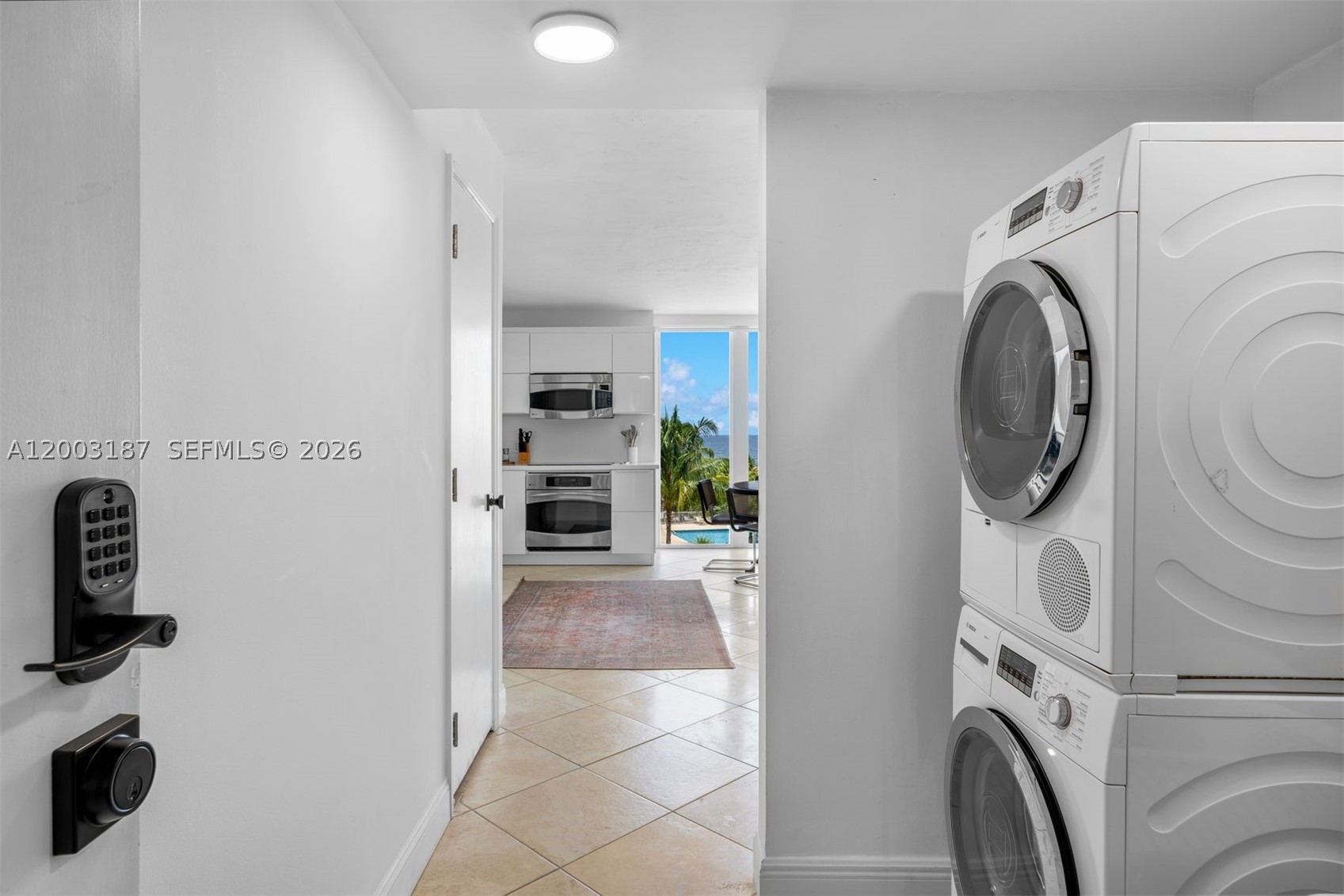 881 Ocean Dr 3e Property Photo 30