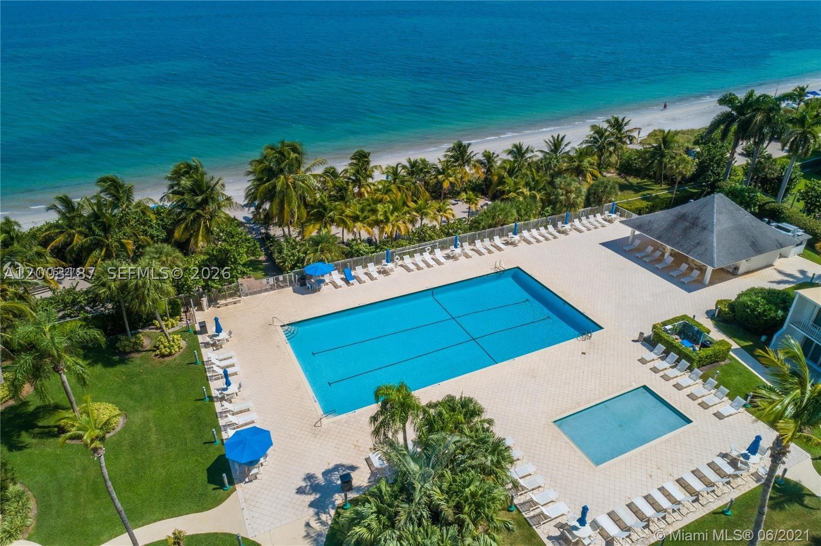 881 Ocean Dr 3e Property Photo 31