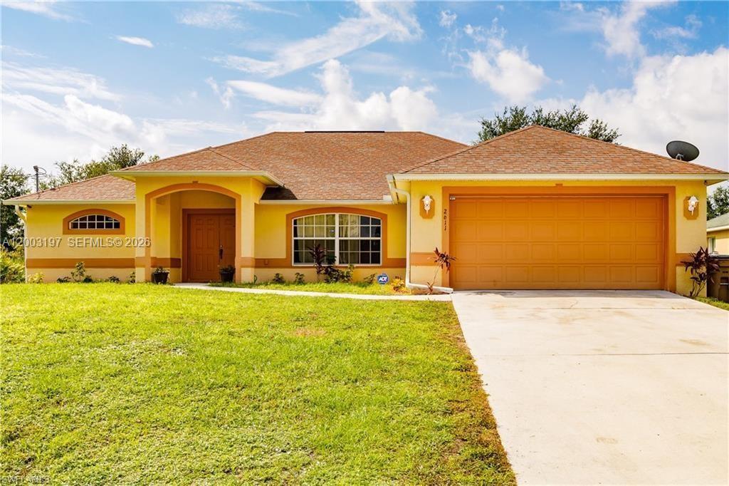 2611 65 St Property Photo 1