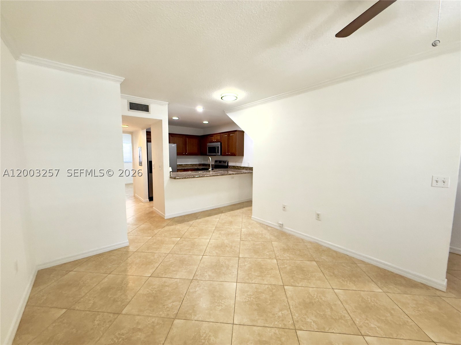 1000 Palm Trl 6 Property Photo 7