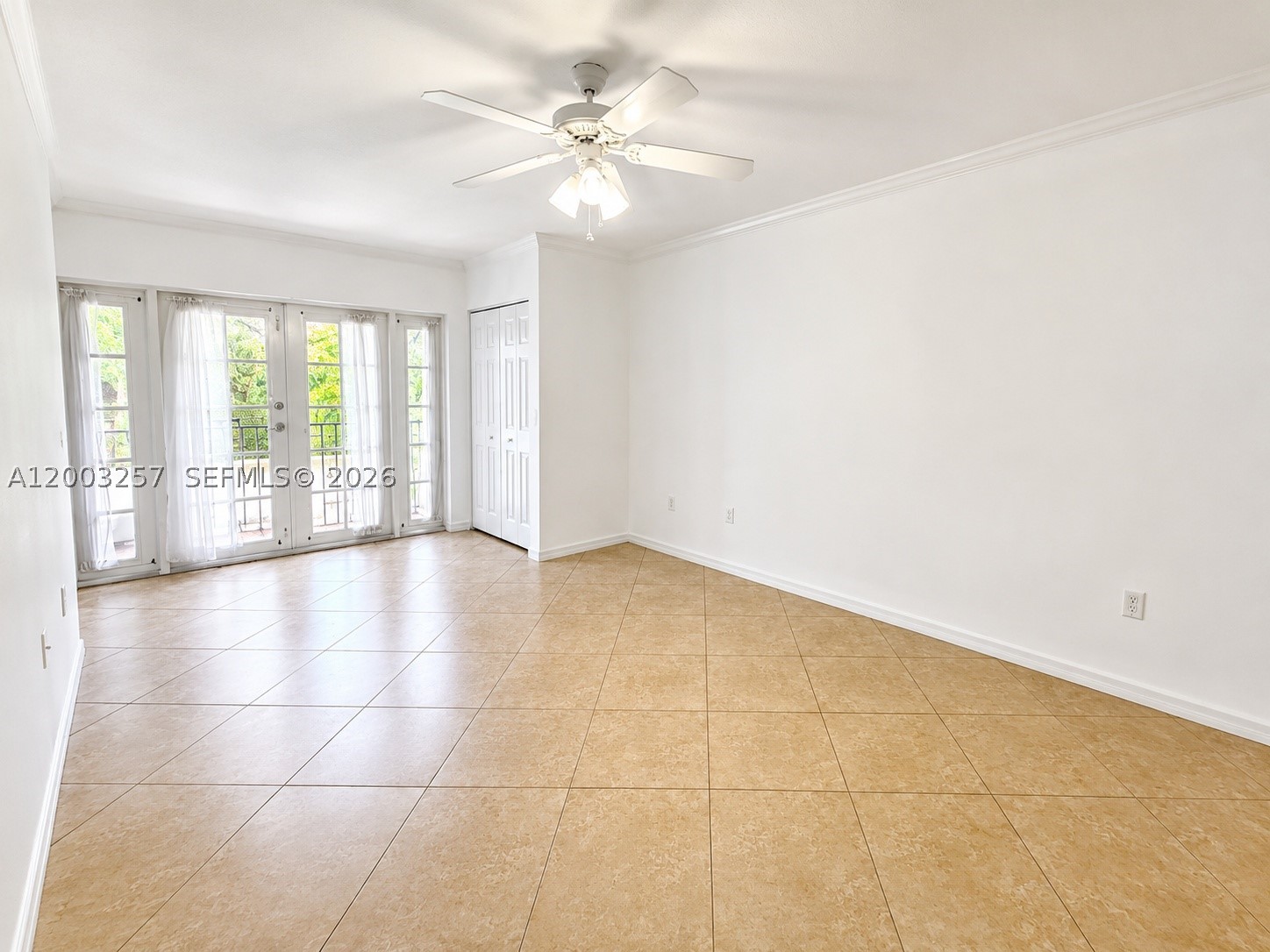 1000 Palm Trl 6 Property Photo 11