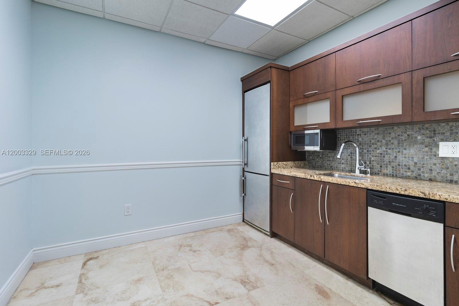 6141 Sunset Dr 102 Property Photo 13