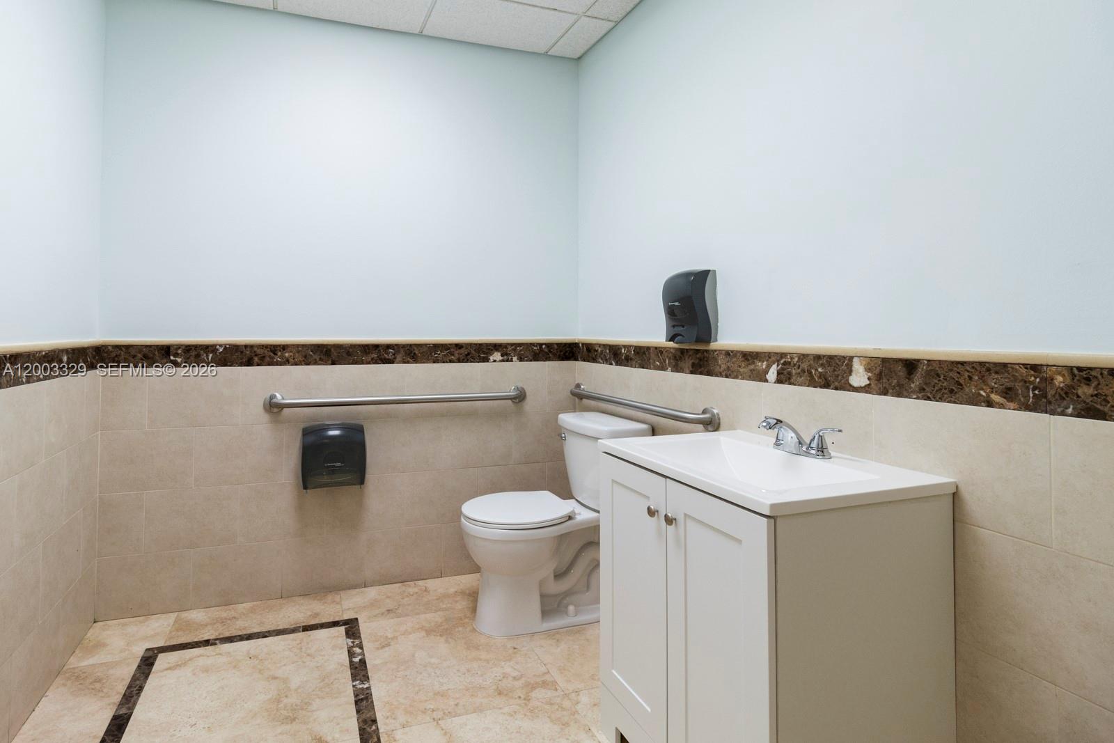6141 Sunset Dr 102 Property Photo 17