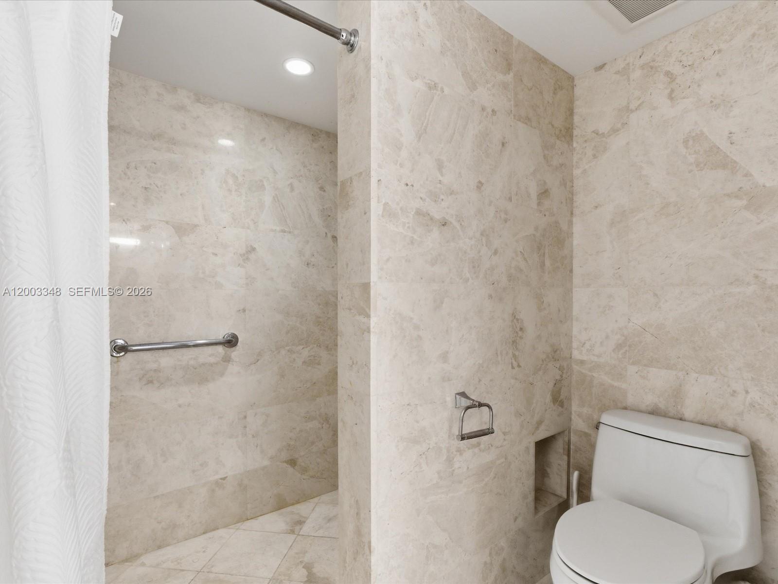 600 Grapetree Dr 10bn Property Photo 51