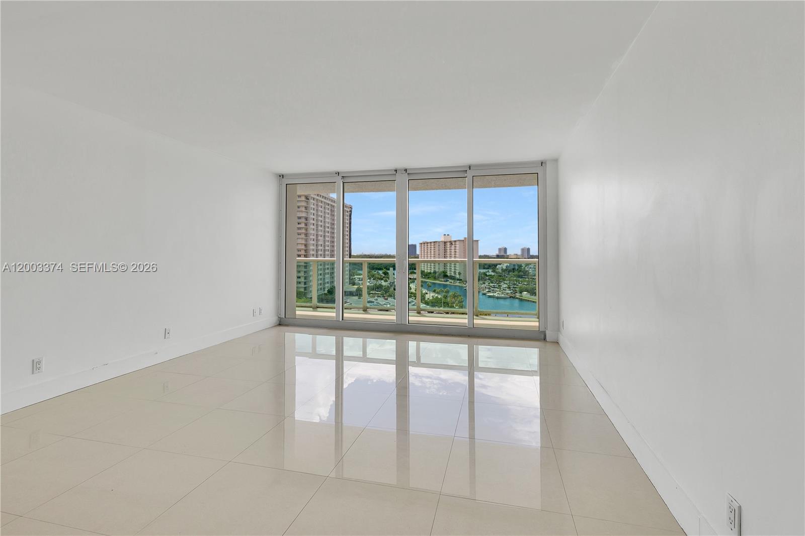 100 Bayview Dr 1002 Property Photo 14
