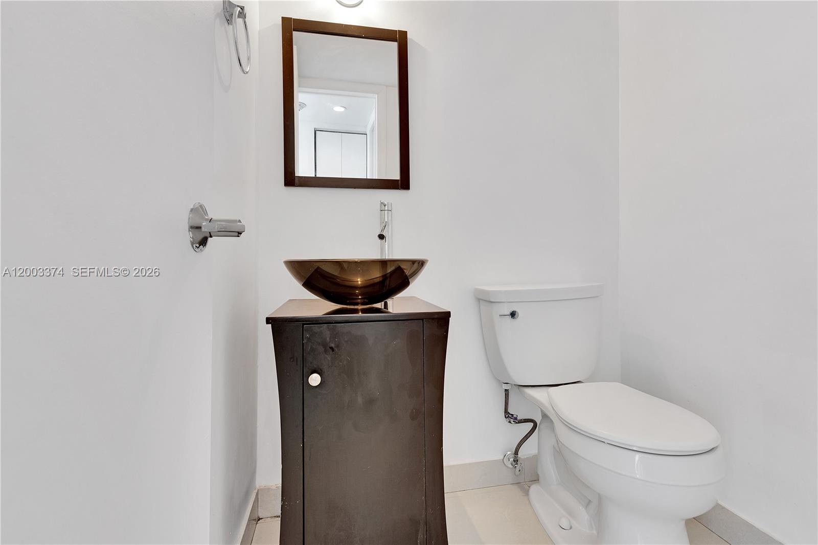 100 Bayview Dr 1002 Property Photo 16