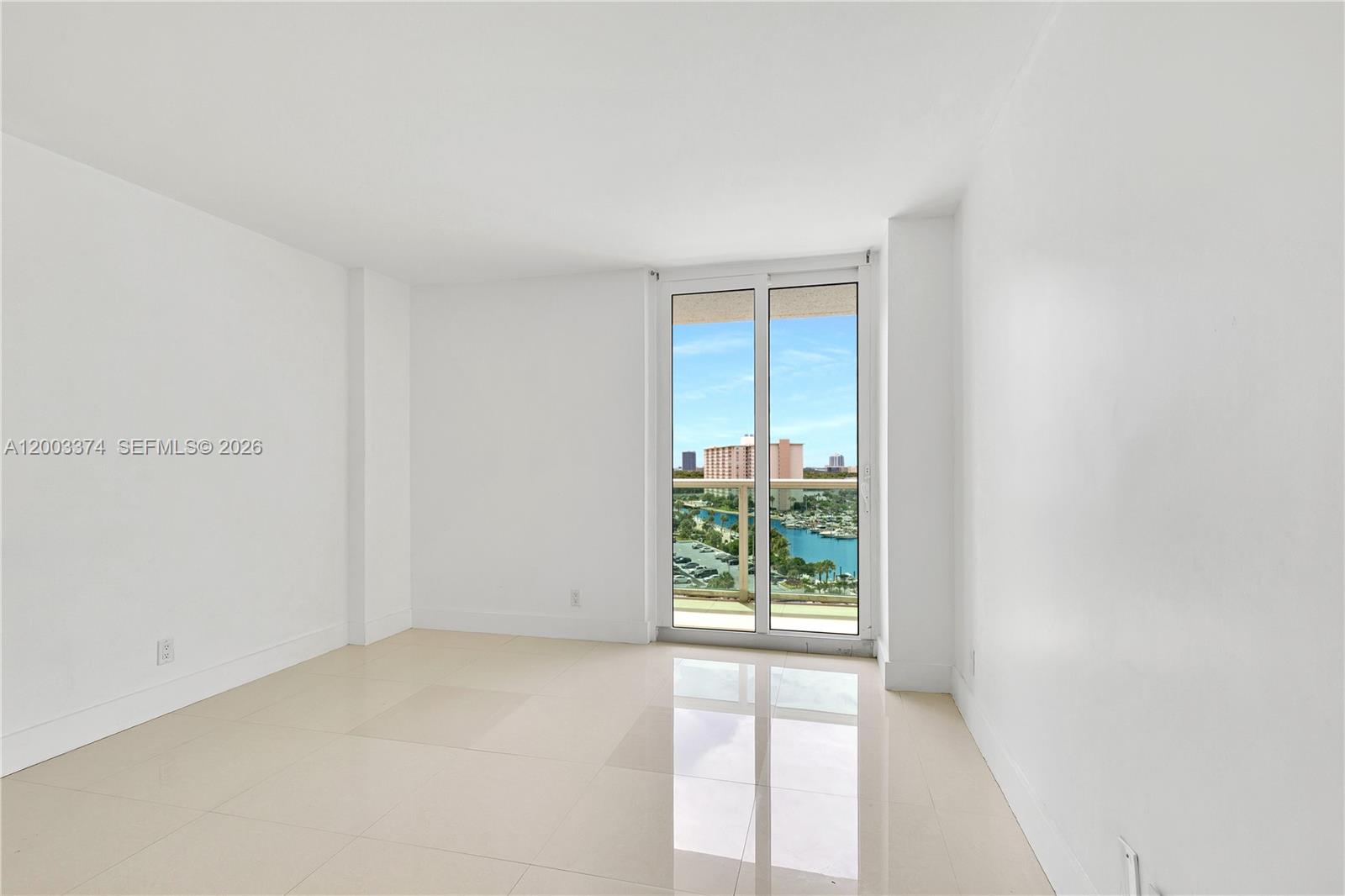 100 Bayview Dr 1002 Property Photo 21