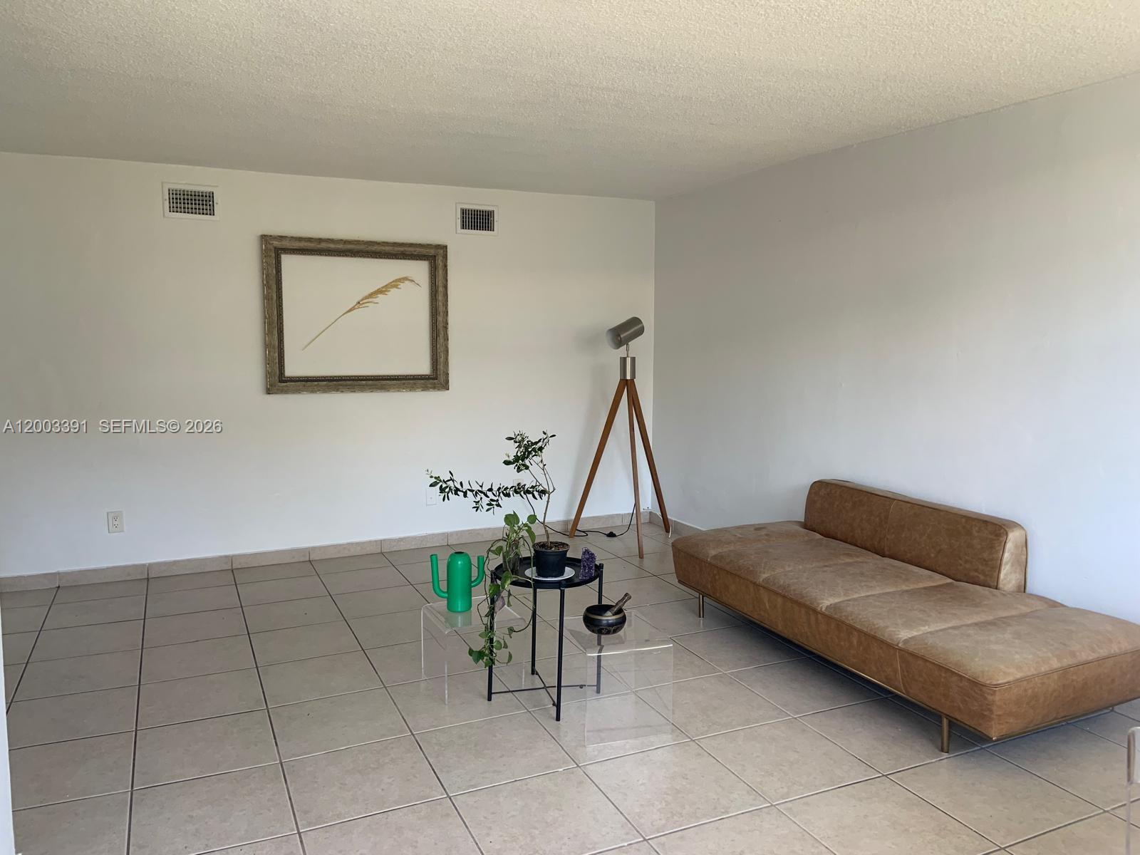 360 Meridian Ave 4c Property Photo 4