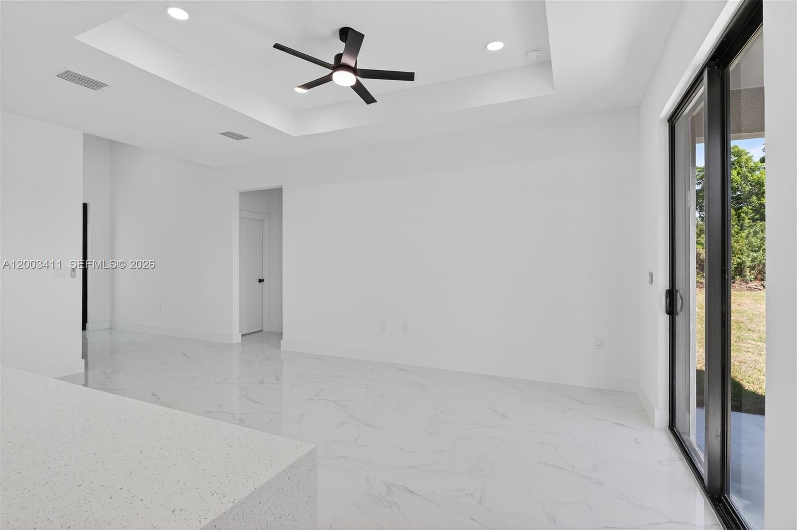 312 Rand Ave. Property Photo 18