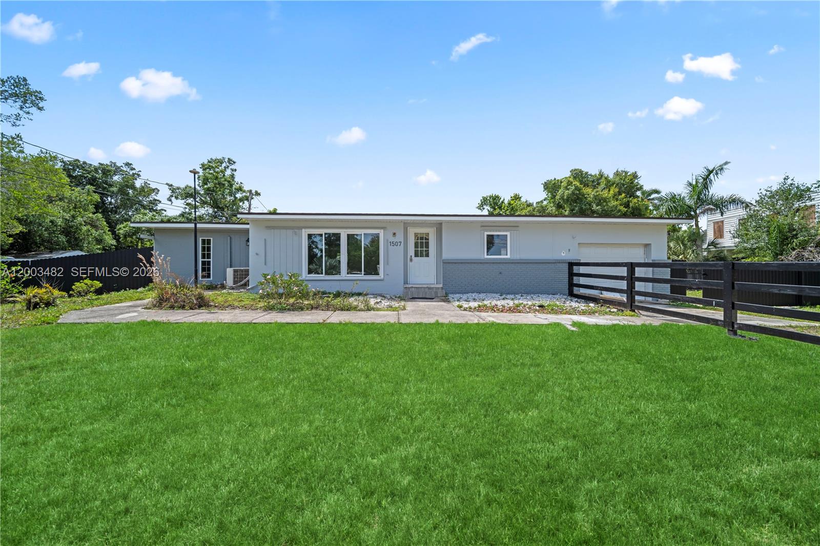 1507 Lavilla Rd Property Photo 1