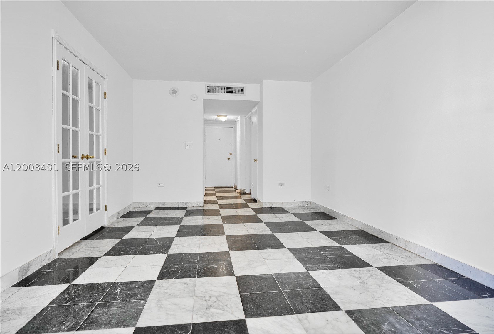 5555 Collins Ave 3c Property Photo 17