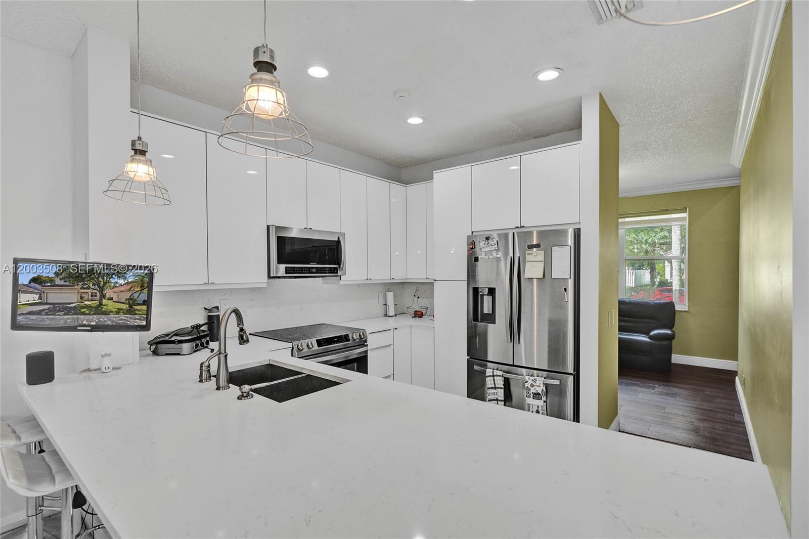 636 Sand Creek Cir Property Photo 8
