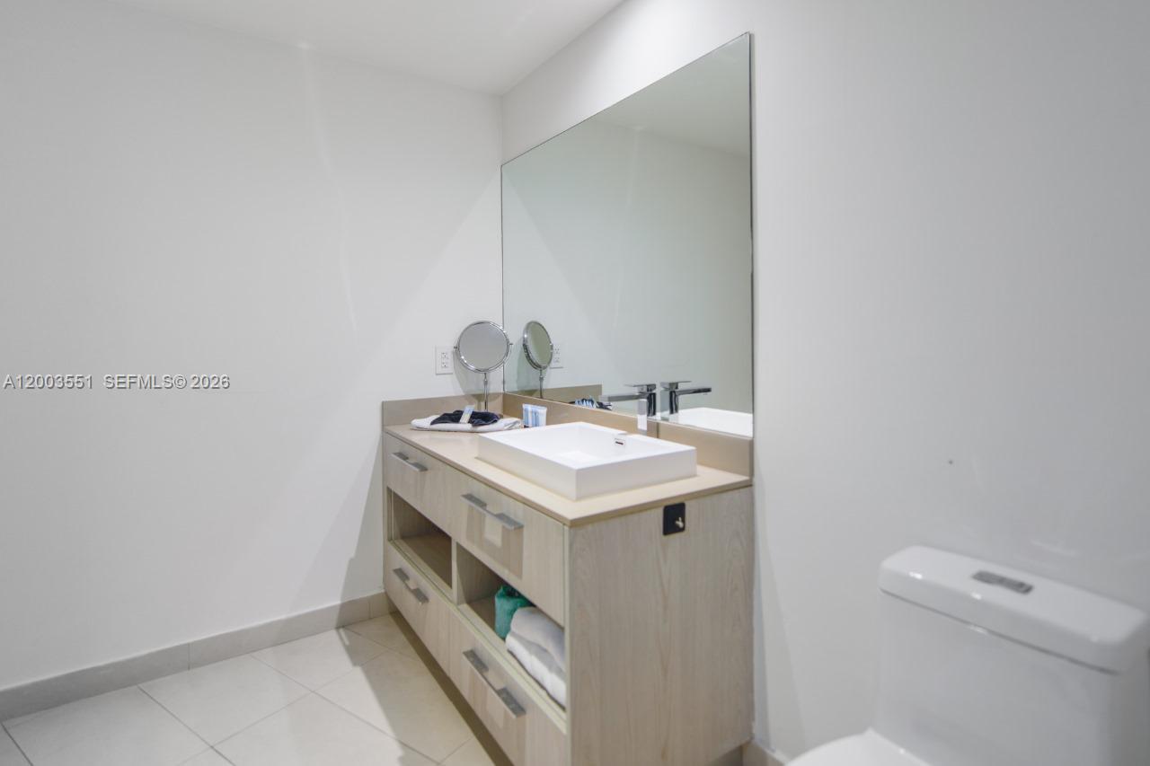 4111 S Ocean Dr 2207 Property Photo 21