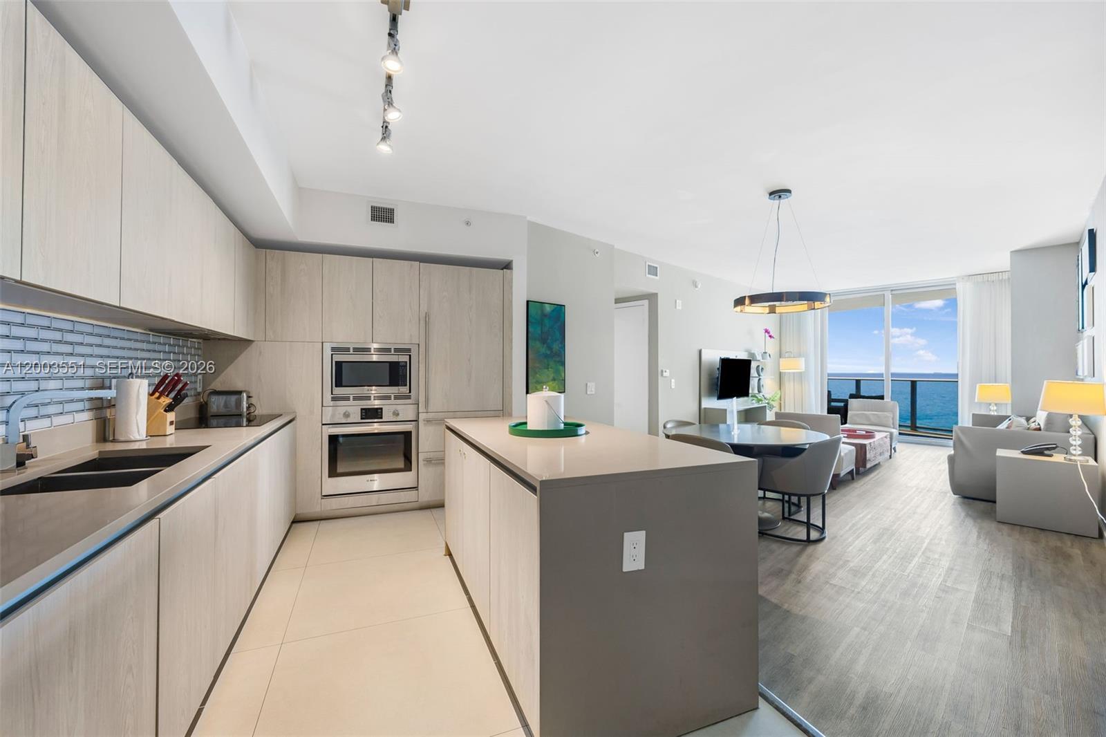 4111 S Ocean Dr 2207 Property Photo 23