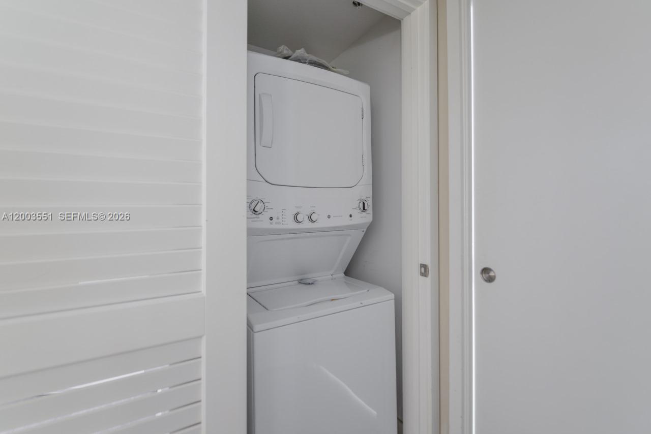 4111 S Ocean Dr 2207 Property Photo 41