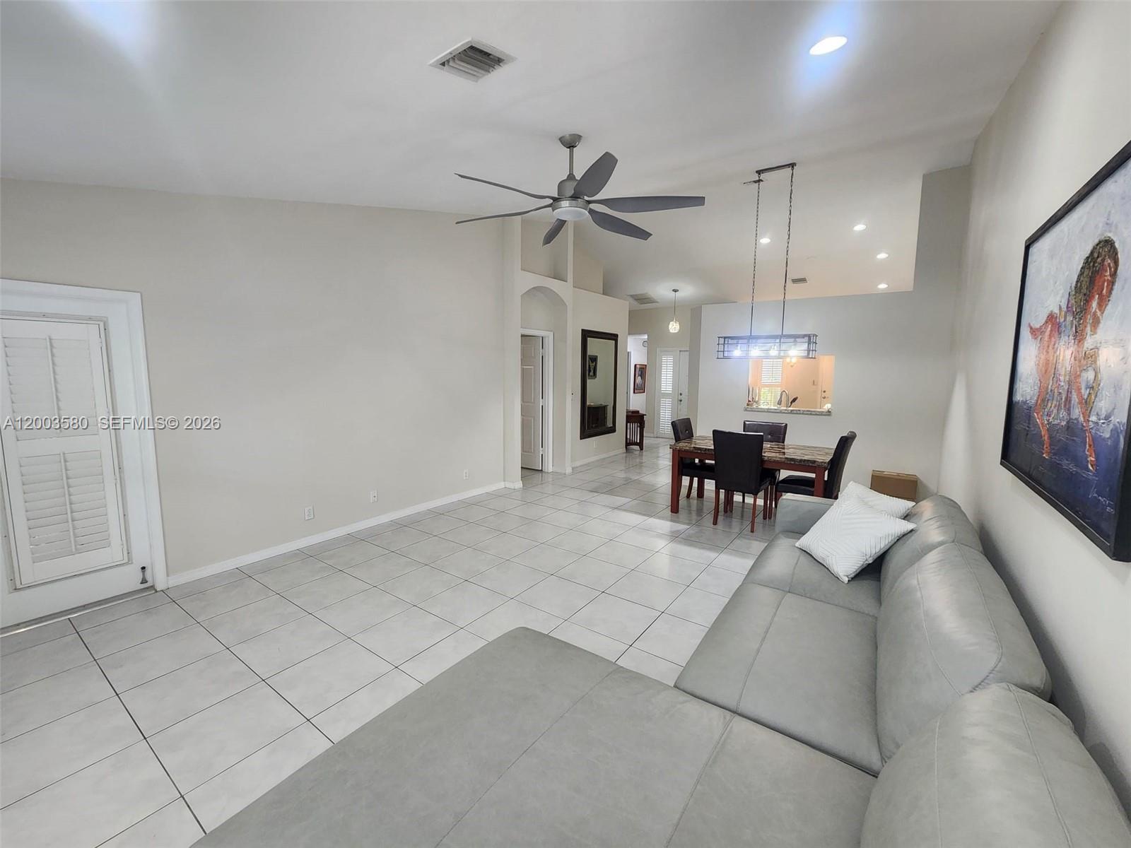 6053 Heliconia Rd Property Photo 12