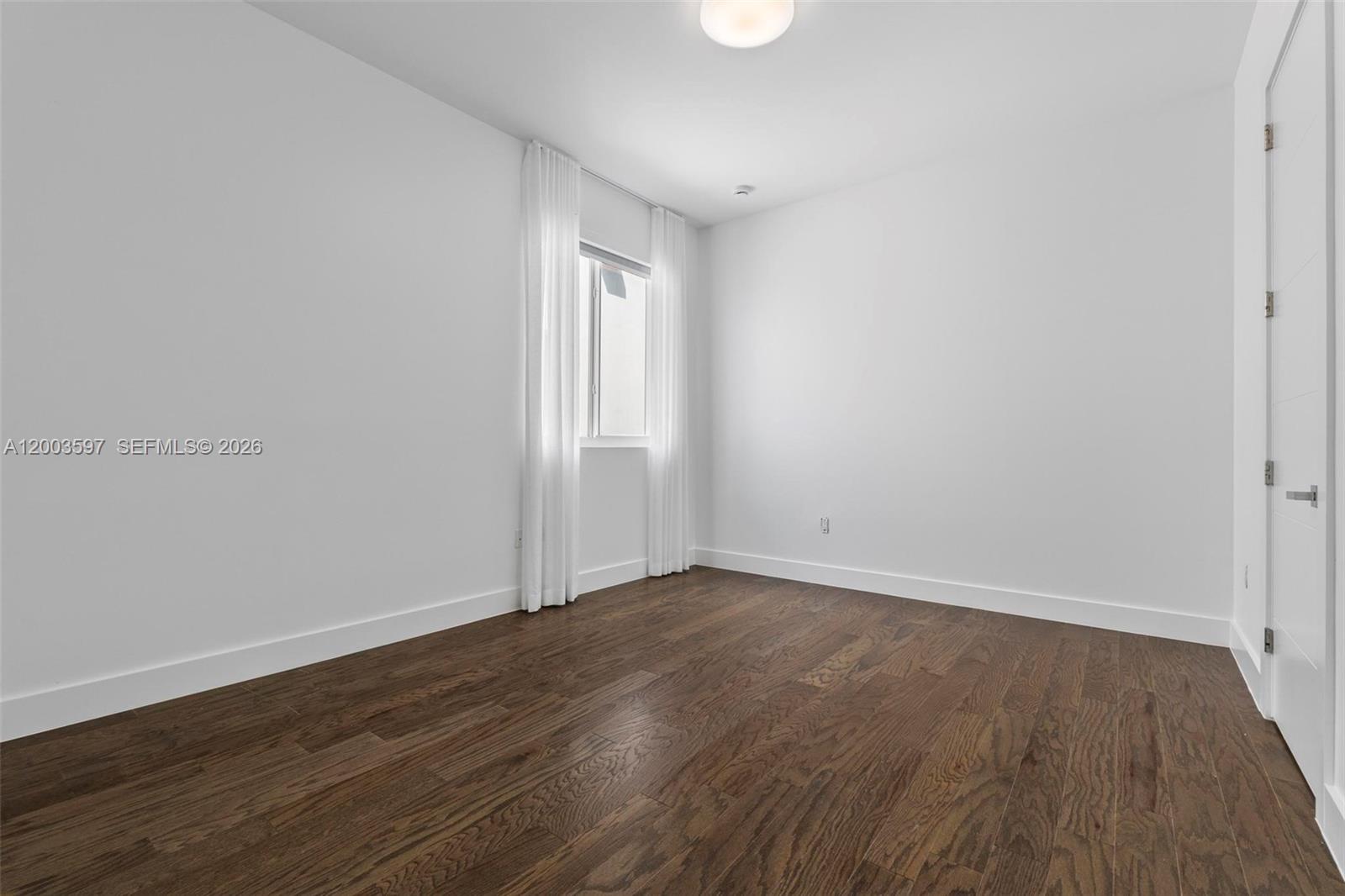 10431 Nw 68th Ter Property Photo 34