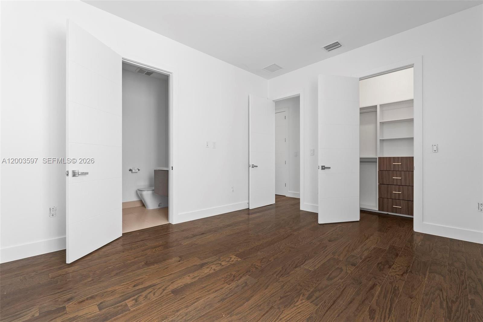 10431 Nw 68th Ter Property Photo 35
